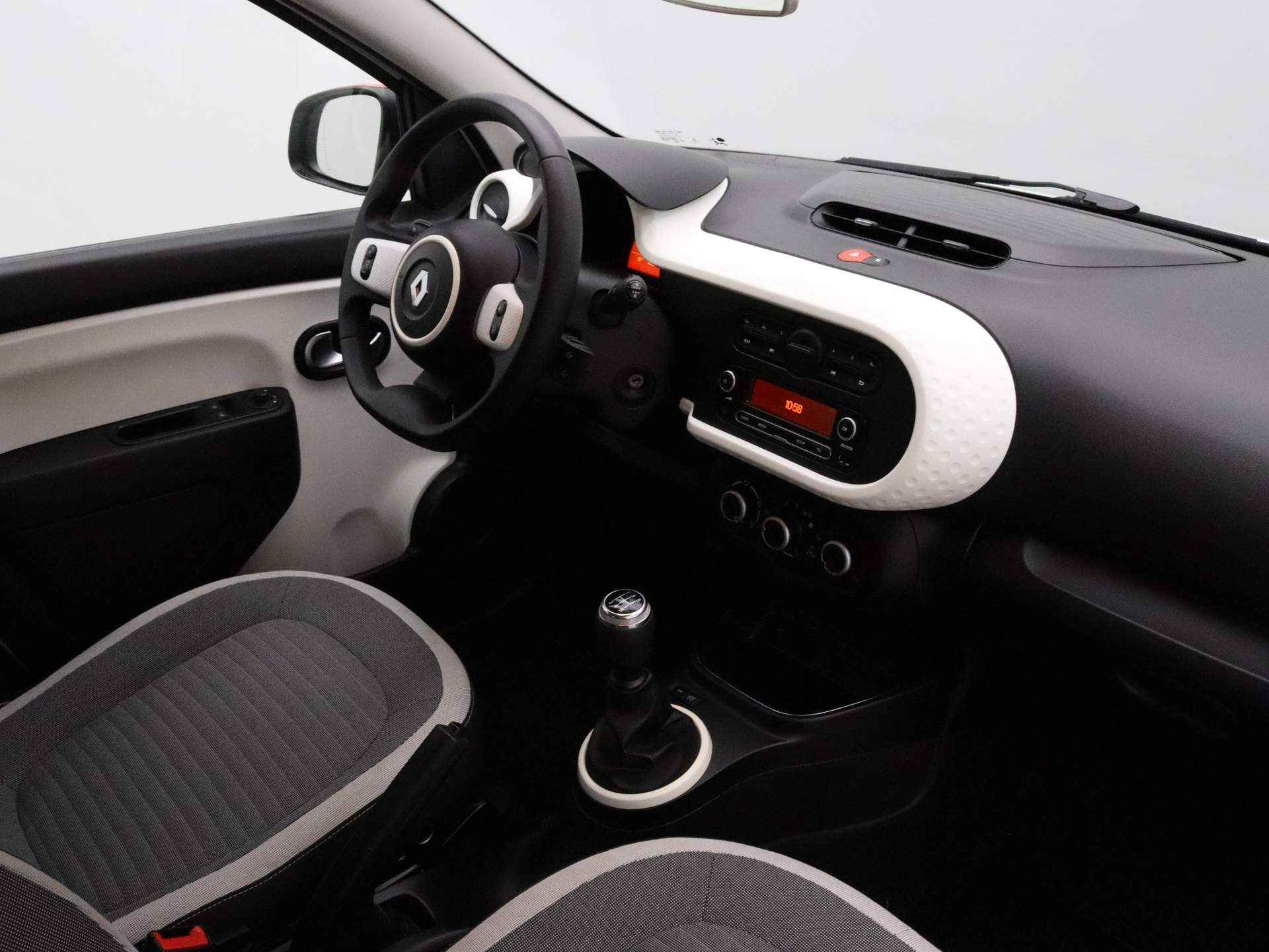 Renault Twingo SCe 75pk Collection Airco | Bleutooth | Cruisecontrol | 5-Deurs - 33/36