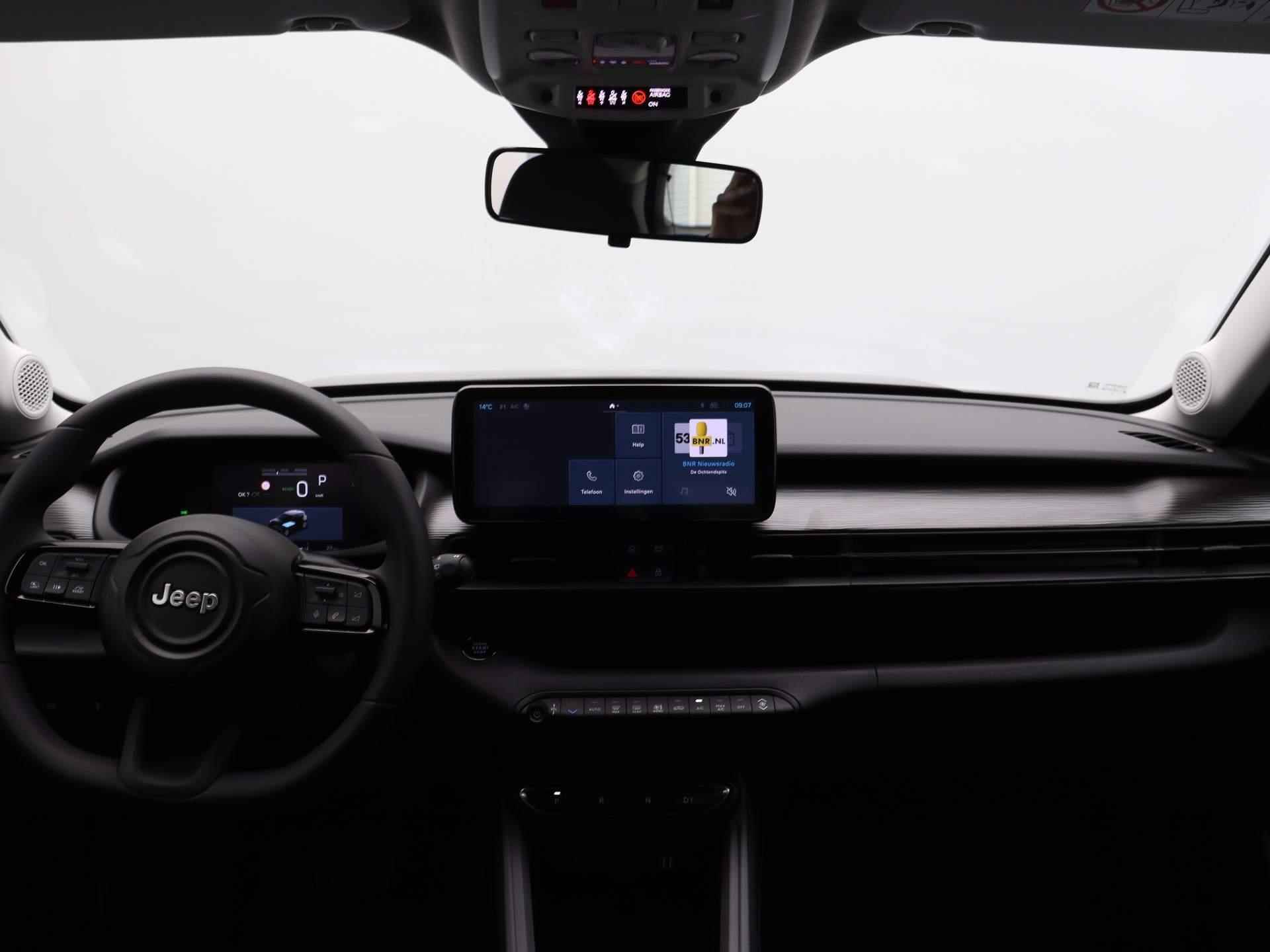 Jeep Avenger Altitude 54kWh | Stoelverwarming Voor | Parkeersensoren Achter | 16 Inch Velgen | Apple Carplay & Android Auto | - 7/25
