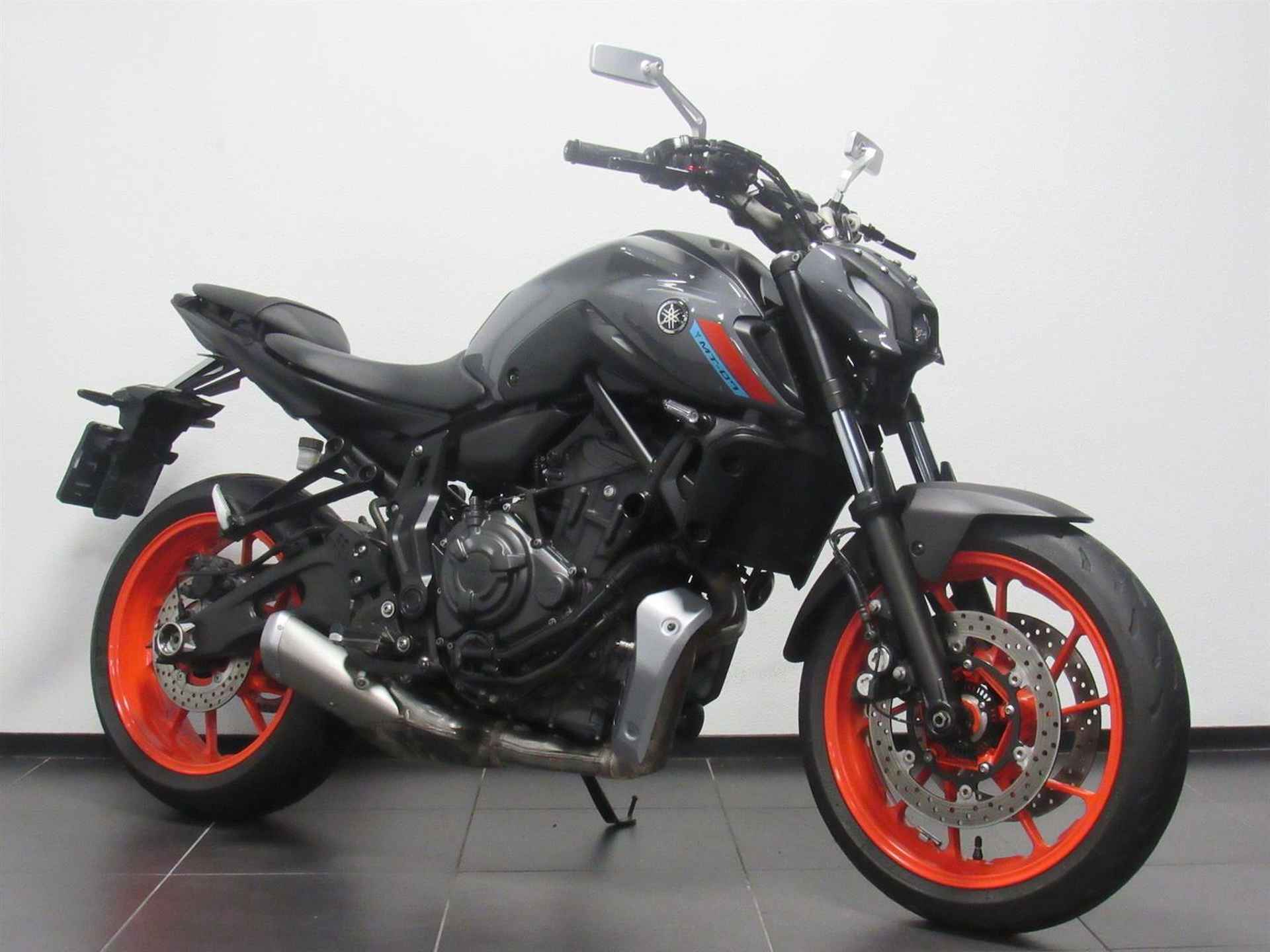 Yamaha MT-07 ABS - 2021 - 2/7