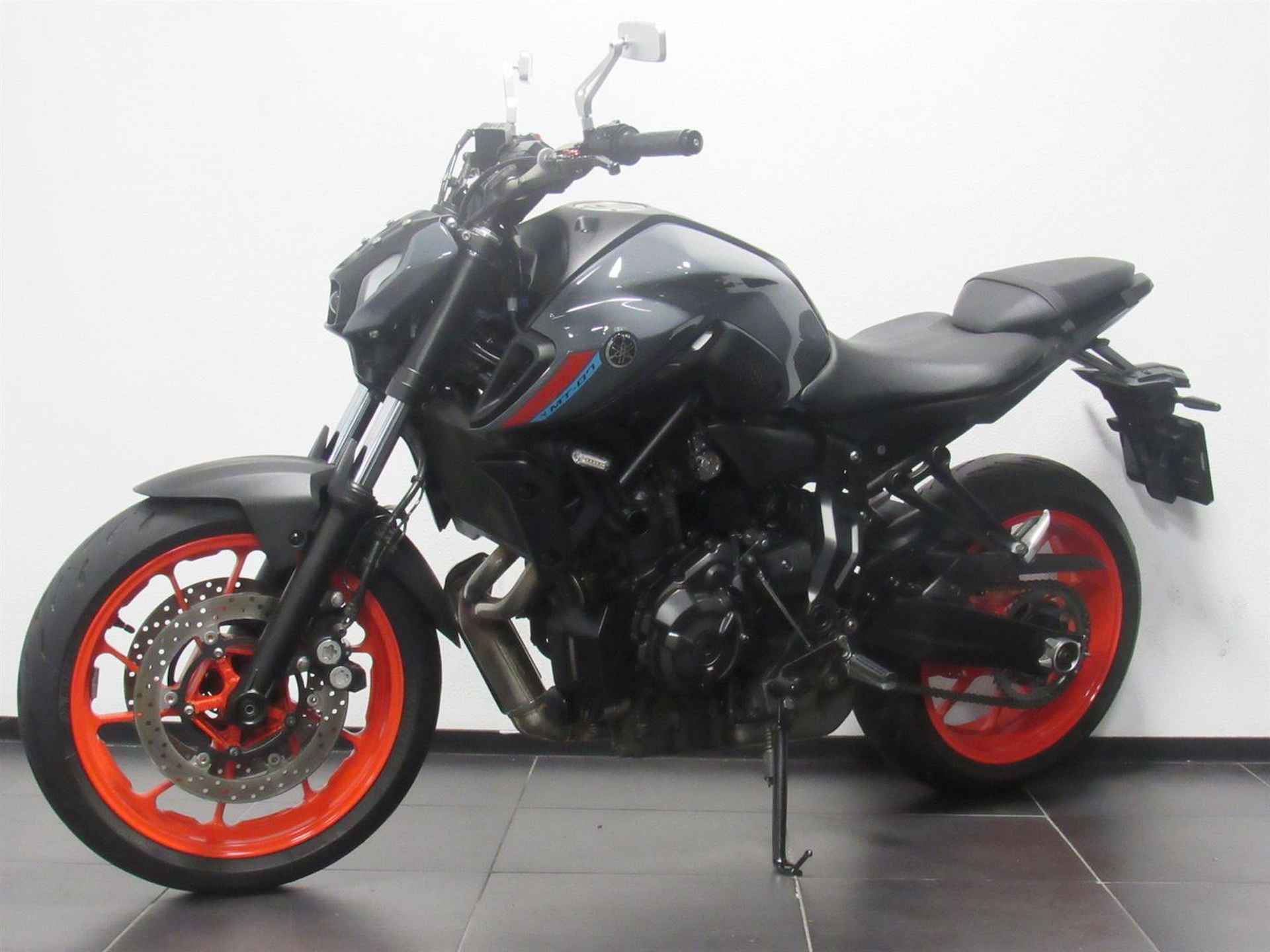 Yamaha MT-07 ABS - 2021 - 3/7