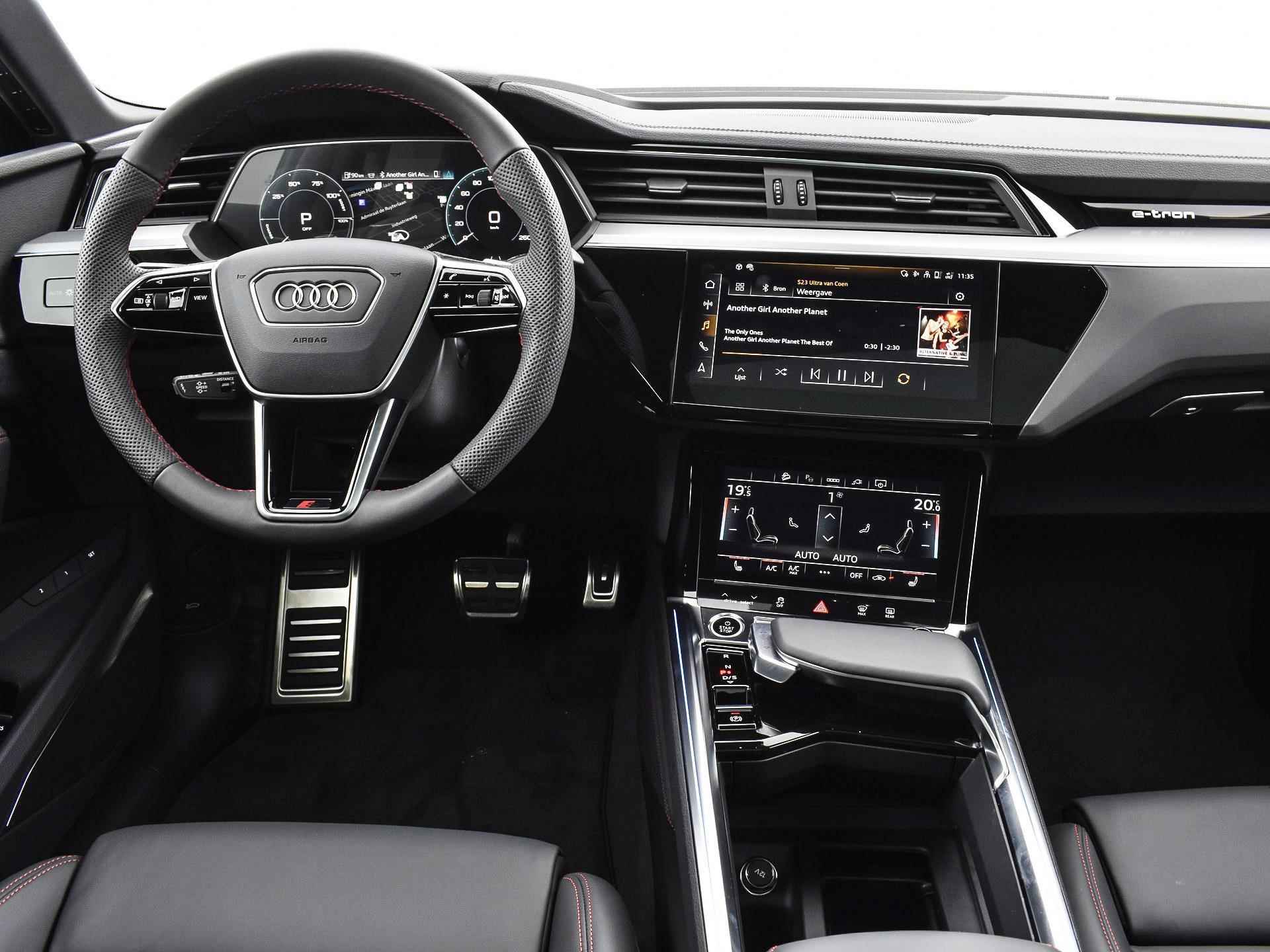 Audi Q8 e-tron Sportback S edition Competition (C2)  55 300kw/408pk 114Kwh  · MEGA Sale - 28/40