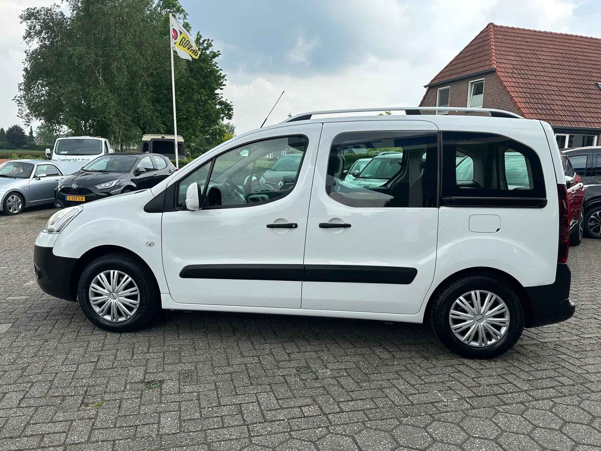 Citroen Berlingo 1.6 e-HDi Tendance AUTOMAAT | ROLSTOEL | VERLAAGDE VLOER | BOVAG!! - 4/27