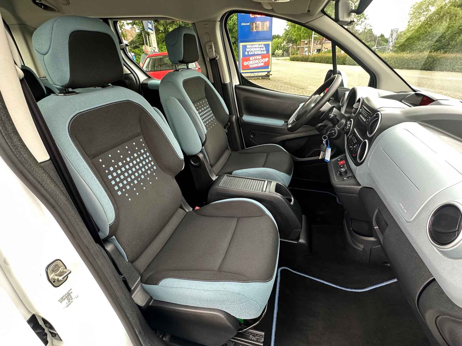 Citroen Berlingo 1.6 e-HDi Tendance AUTOMAAT | ROLSTOEL | VERLAAGDE VLOER | BOVAG!! - 17/27