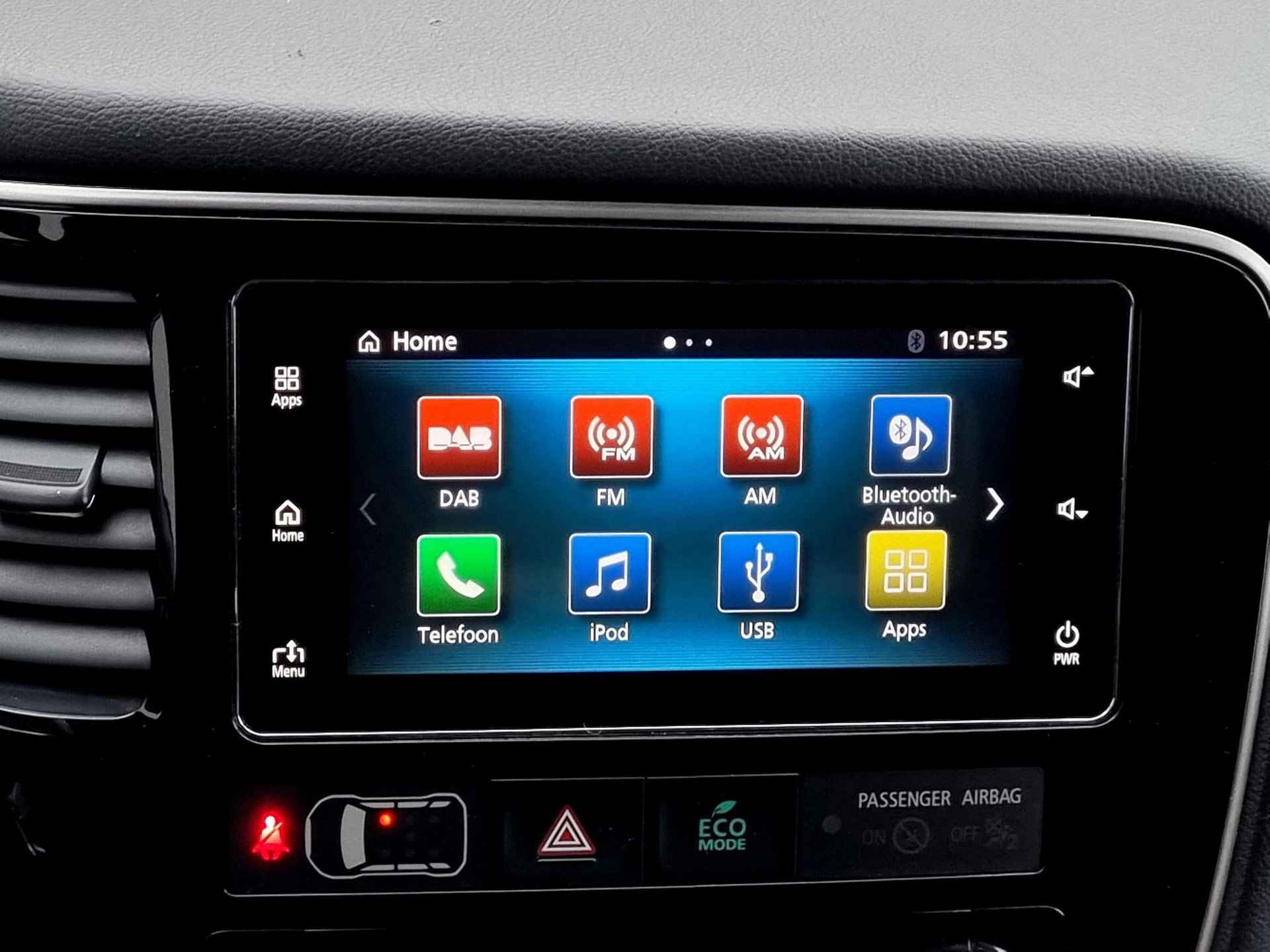 Mitsubishi Outlander 2.0 PHEV instyle+ Automaat / Schuif-Kanteldak / Dealer Onderhouden / 1500kg Trekgewicht / Navigatie via Android Auto/Apple Carplay - 18/59