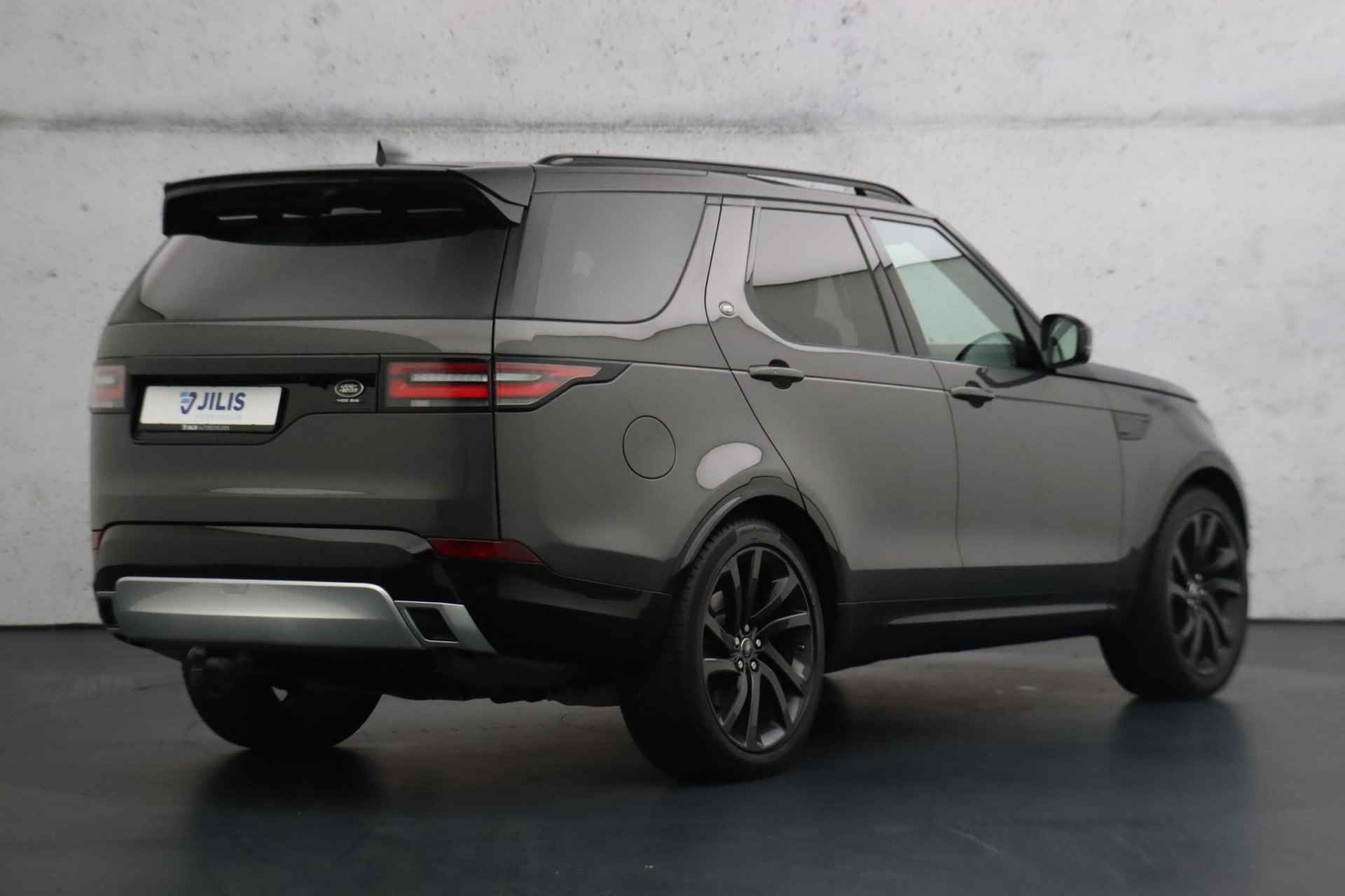 Land Rover Discovery 3.0 Si6 HSE Luxury | 7-Persoons | Panoramadak | Stoelmassage | Trekhaak | 360 camera - 24/34