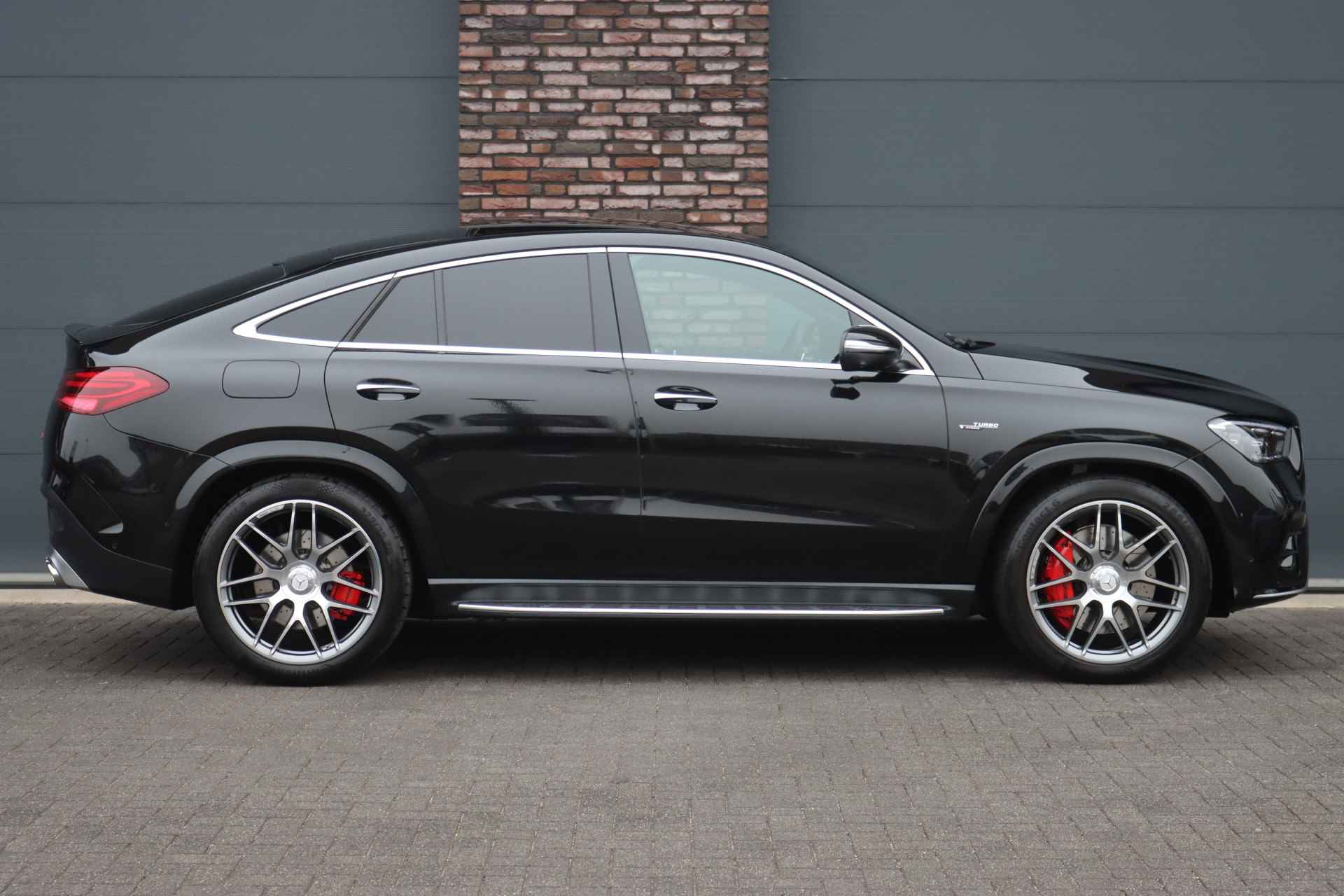 Mercedes-Benz GLE Coupé AMG 53 Hybrid 4MATIC+ Premium+ Aut9 | Luchtvering | Distronic Pro | Memory | Verwarmd Stuurwiel | Burmester | Panoramadak | AMG Drive Unit | Keyless Go | Luchtreinigingspakket | Soft-Close | - 12/50