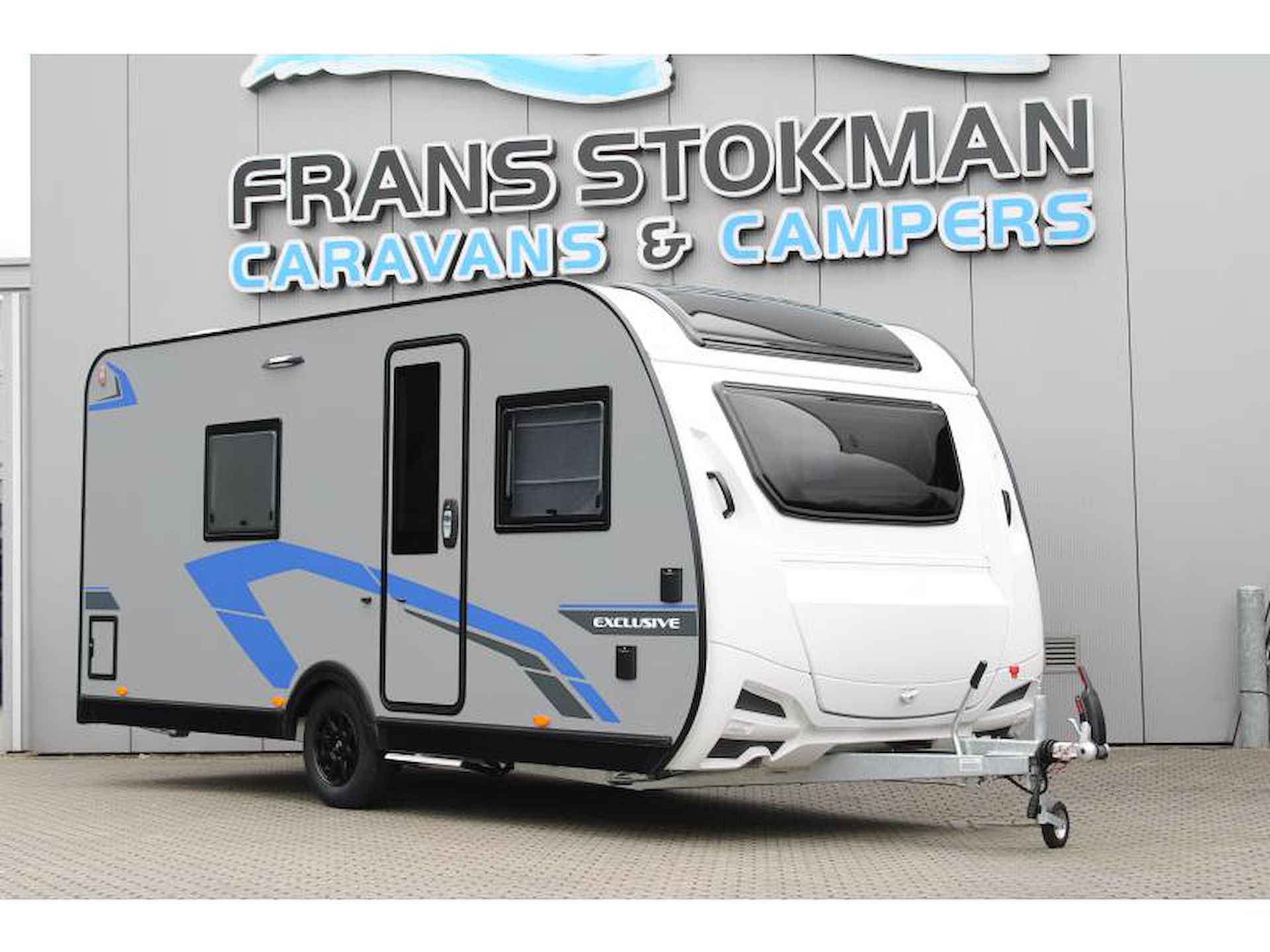 Caravelair Exclusive-Line 475 Frans bed | XL Koelkast - 24/24