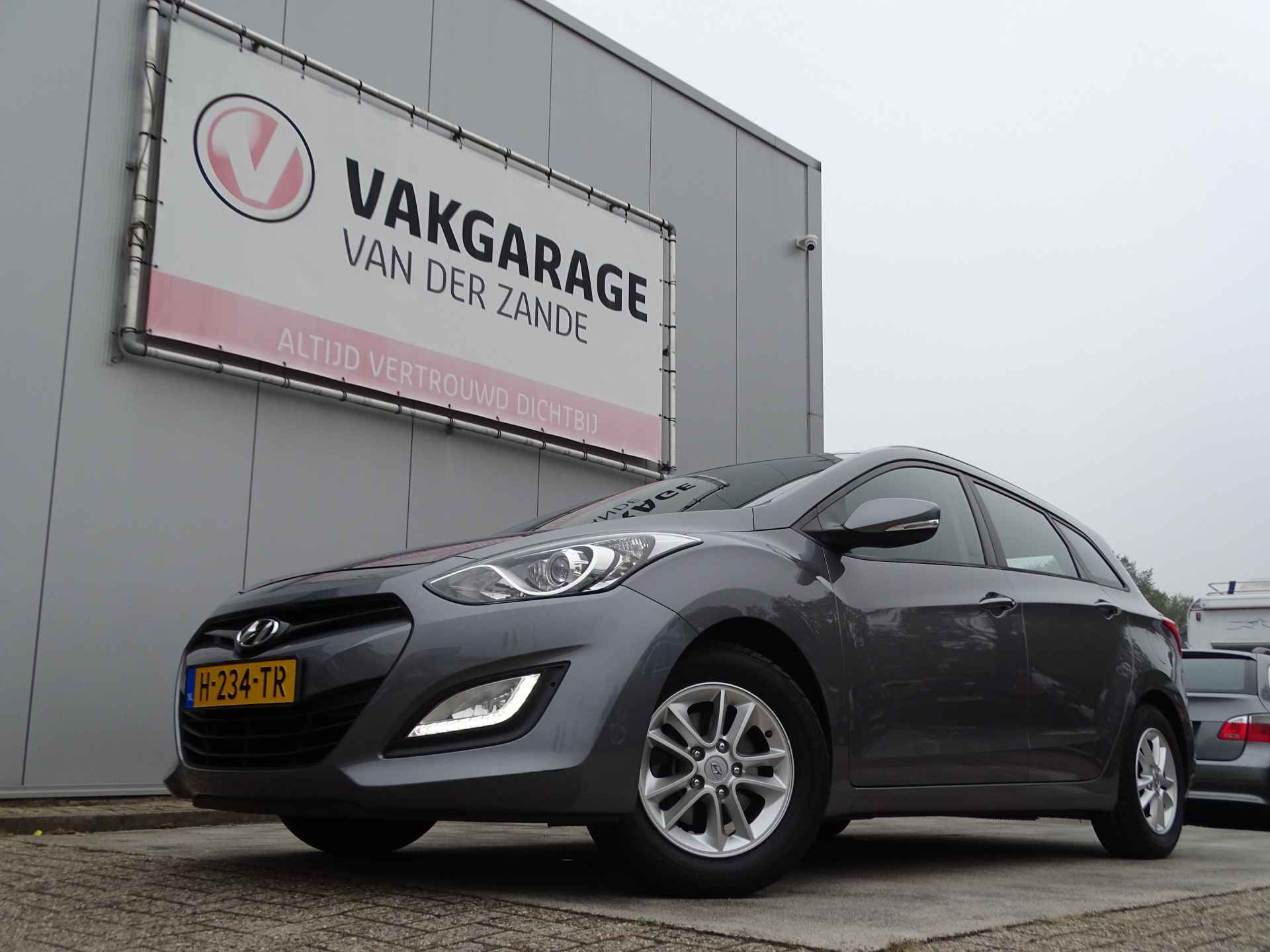 Hyundai i30 Wagon 1.4, Airco, Trekhaak, PDC, NW APK! - 47/56