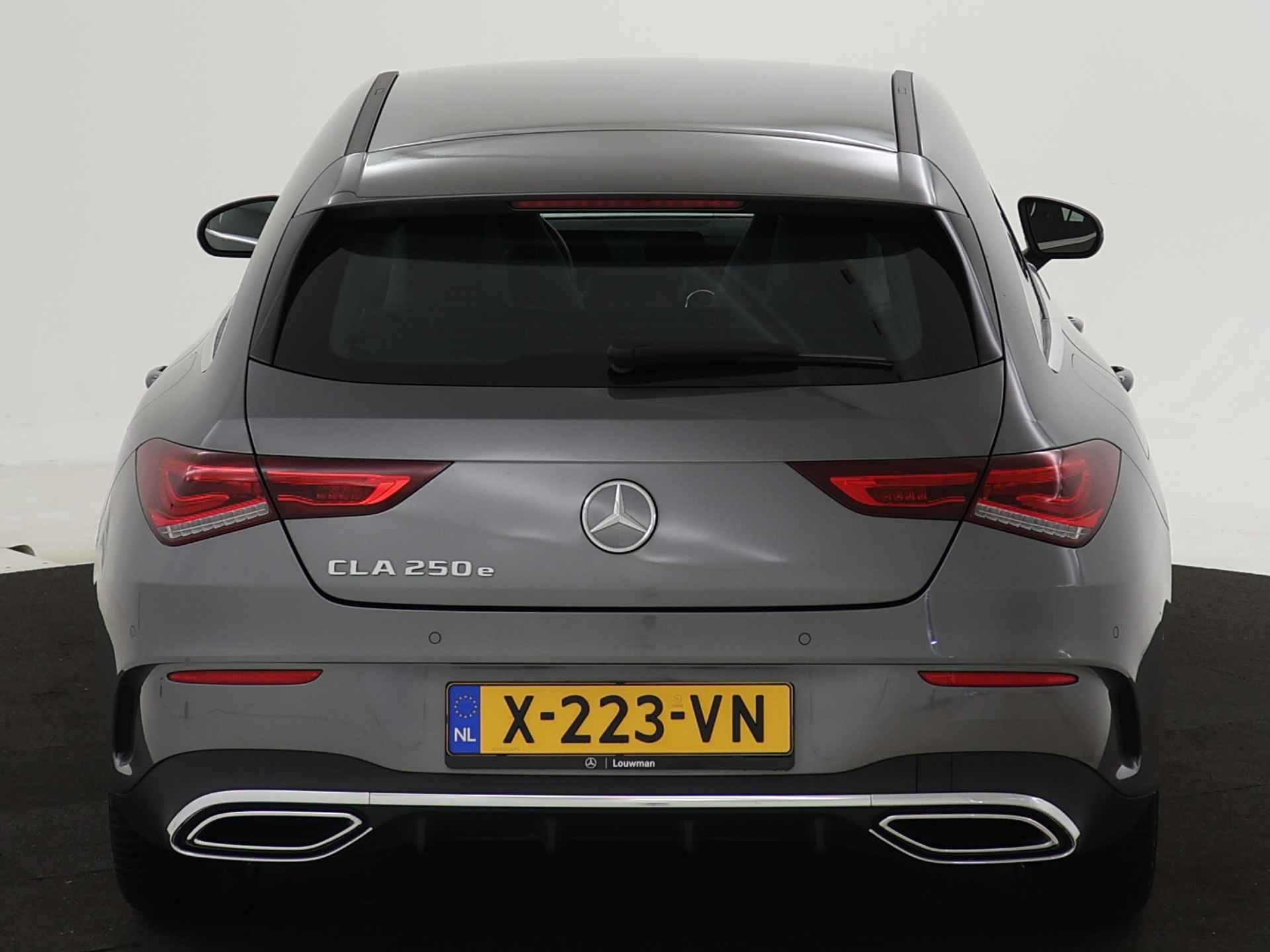 Mercedes-Benz CLA-Klasse 250 e Shooting Brake AMG | Sfeerverlichting | Stoelverwarming | LED | DAB | Parkeerpakket met camera | Inclusief 24 maanden Mercedes-Benz Certified garantie voor Europa. - 24/38