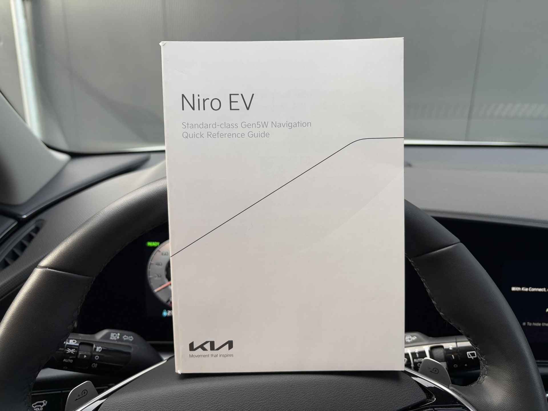 Kia Niro EV DynamicPlusLine 64.8 kWh Lederen bekleding | stoel- en stuurverwarming | Fabrieksgarantie t/m 26-04-2030 | NAP - 40/41