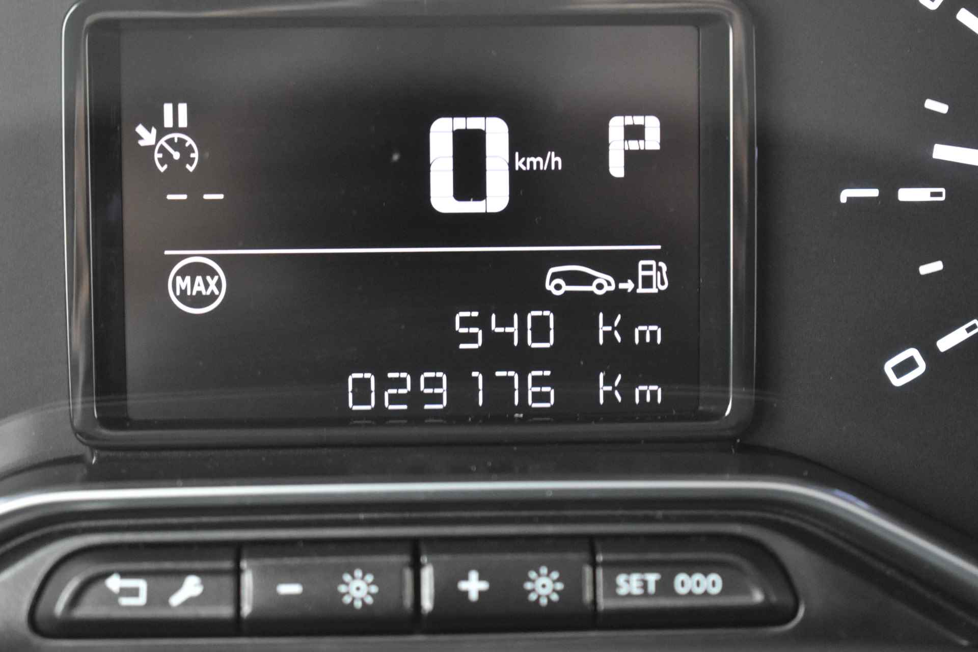 Citroën C3 Aircross PureTech 130 EAT6 Shine Automaat | Navi | Airco | Parkeerhulp | - 16/22