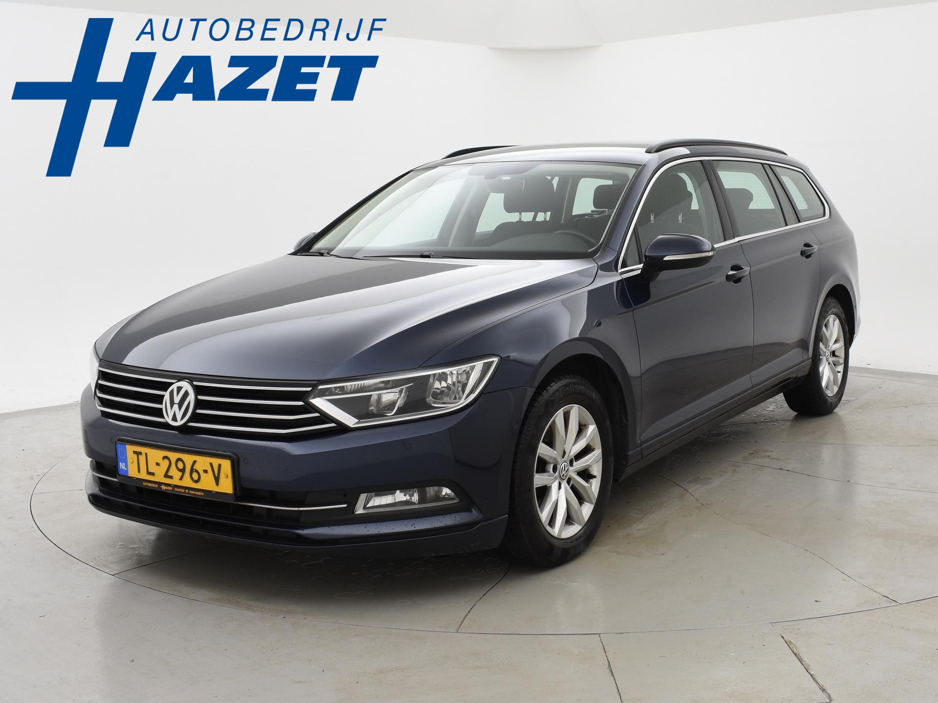 Volkswagen Passat Variant 1.6 TDI + ADAPTIVE CRUISE / CAMERA / TREKHAAK / NAVIGATIE