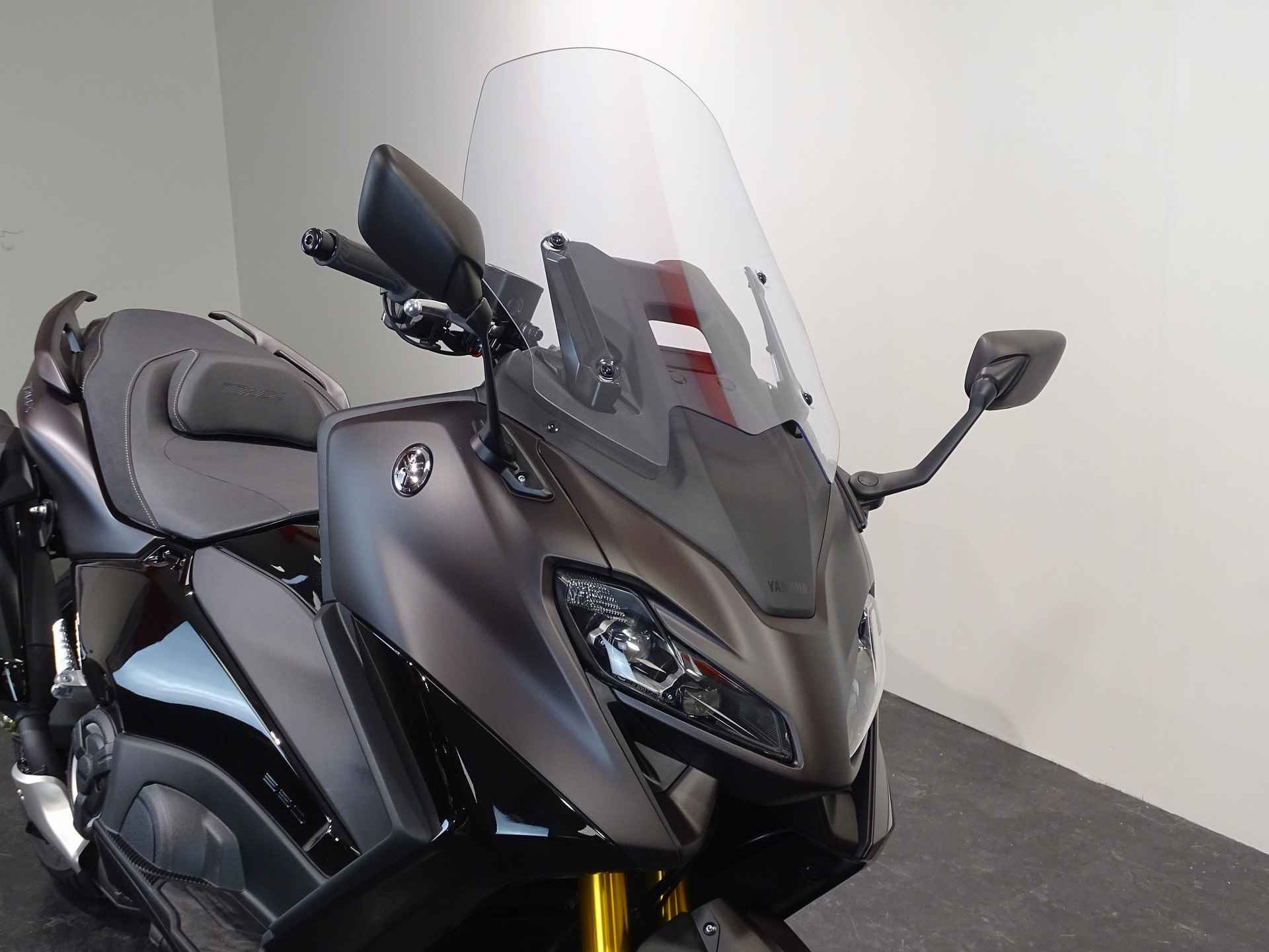 Yamaha T-MAX TECH MAX - 3/12