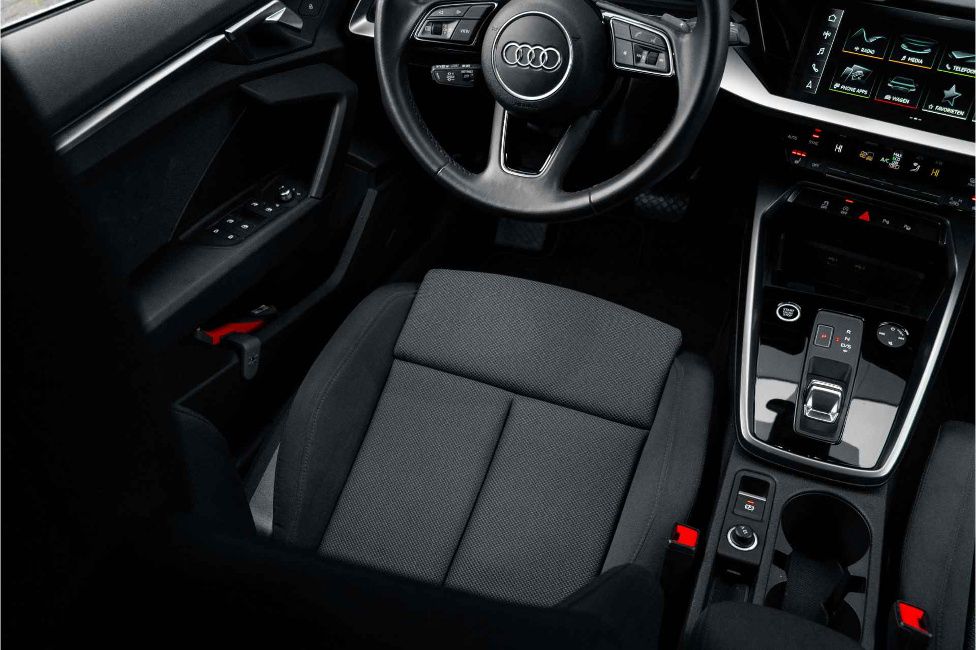 Audi A3 Sportback 30 TFSI Advanced edition S-tronic 7 | Audi virtual Cockpit | Elektrische verstelbare stoelen | Stoel verwarming | Park - 36/54