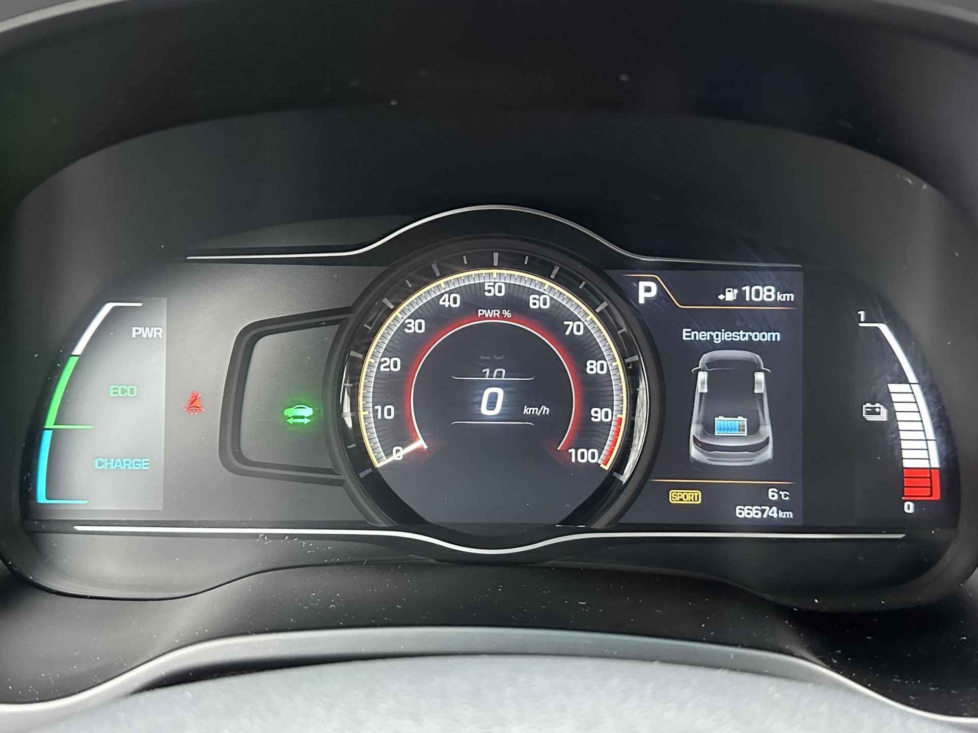 Hyundai IONIQ Premium EV Automaat / €2000,- SUBSIDIE MOGELIJK / Climate Control / Navigatie / Cruise Control Adaptief /  Apple Carplay & Android Auto / - 7/28