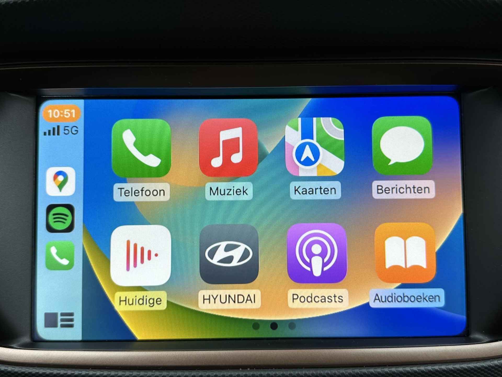 Hyundai IONIQ Premium EV Automaat / €2000,- SUBSIDIE MOGELIJK / Climate Control / Navigatie / Cruise Control Adaptief /  Apple Carplay & Android Auto / - 10/28