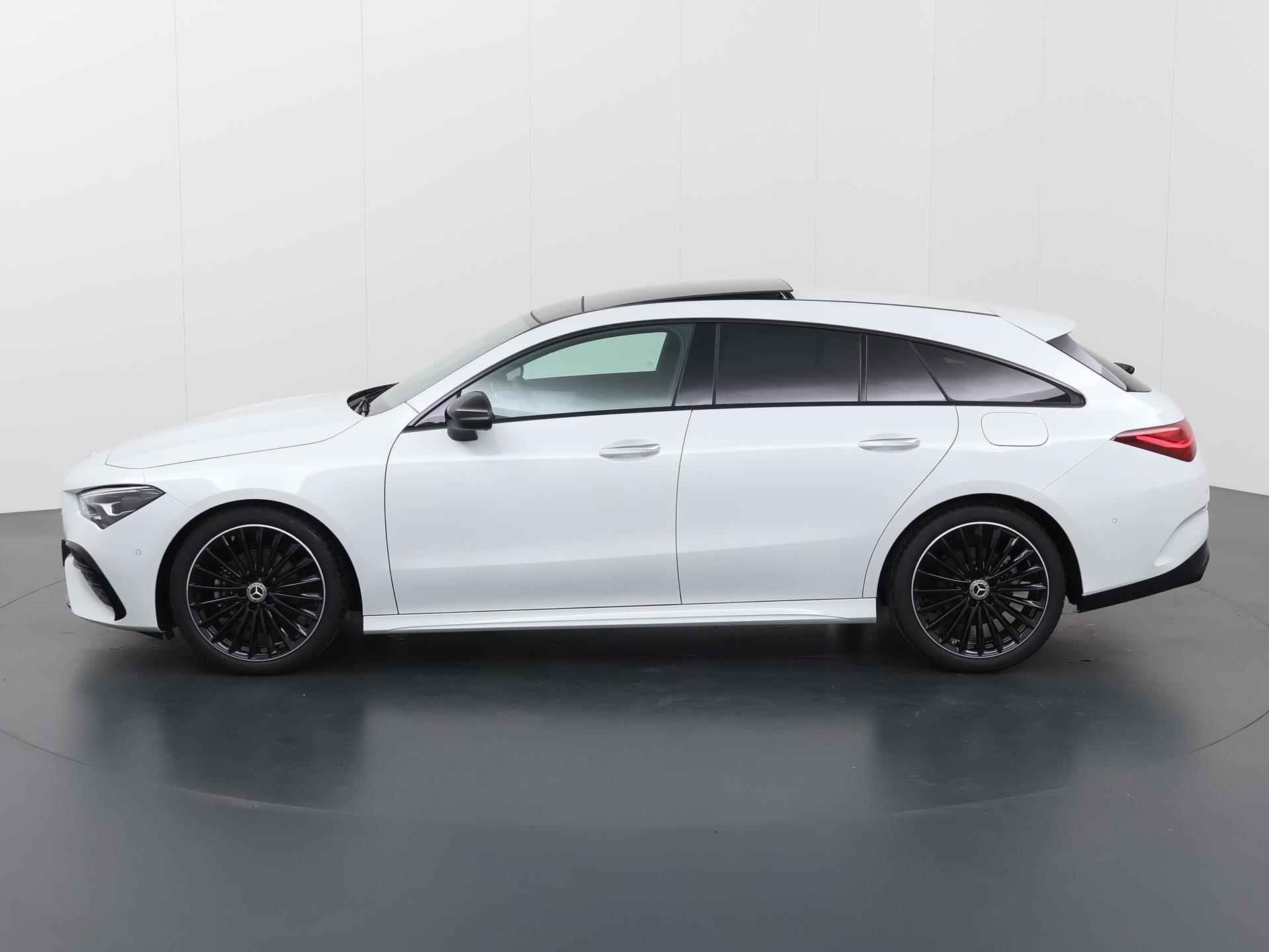 Mercedes-Benz CLA 180 Shooting Brake 180 AMG Line | Panorama dak | Night Pakket | 19 inch | Digitaalwit | Sfeerverlichting - 6/42