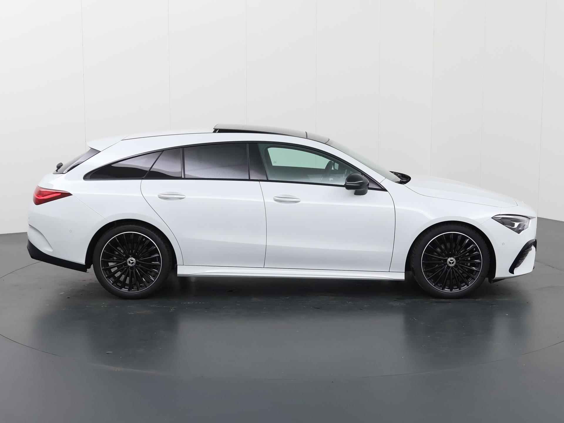 Mercedes-Benz CLA 180 Shooting Brake 180 AMG Line | Panorama dak | Night Pakket | 19 inch | Digitaalwit | Sfeerverlichting - 7/42