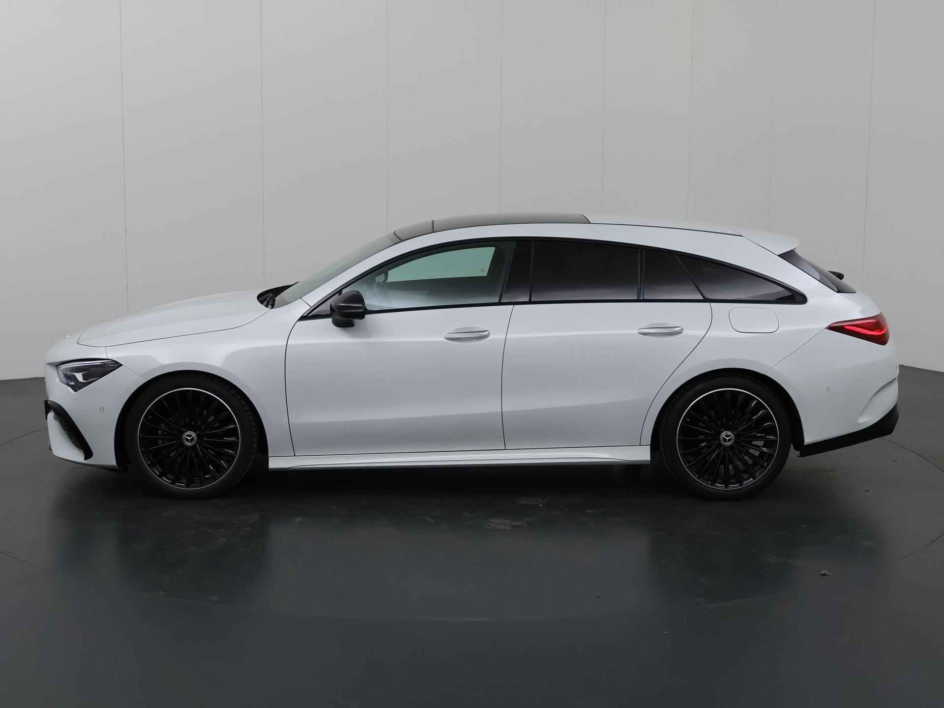 Mercedes-Benz CLA 180 Shooting Brake 180 AMG Line | Panorama dak | Night Pakket | 19 inch | Digitaalwit | Sfeerverlichting - 6/47