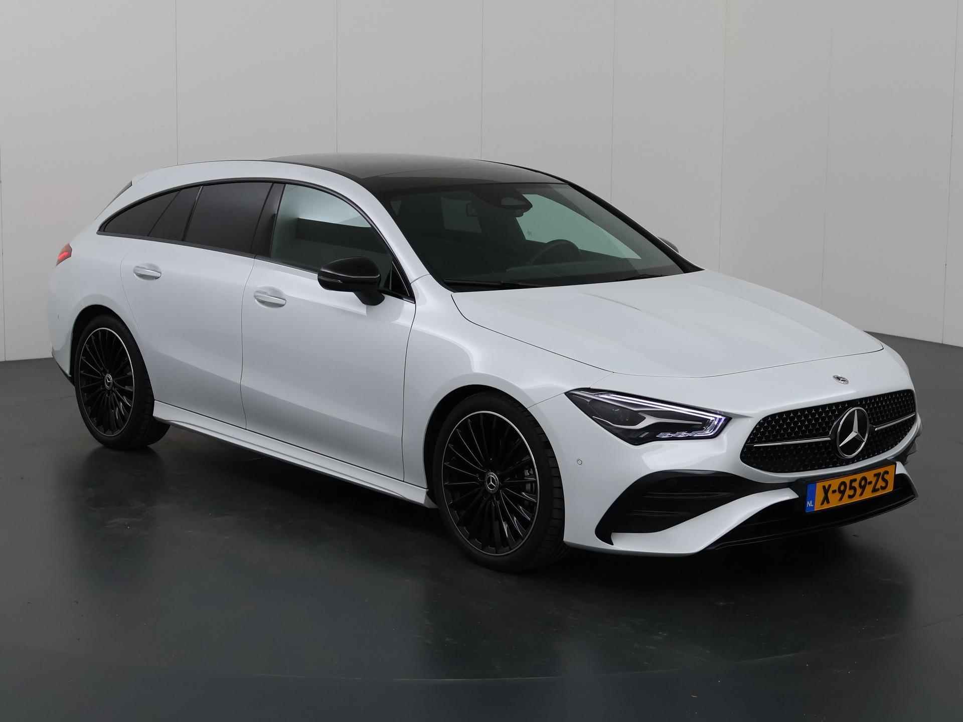 Mercedes-Benz CLA 180 Shooting Brake 180 AMG Line | Panorama dak | Night Pakket | 19 inch | Digitaalwit | Sfeerverlichting - 24/47