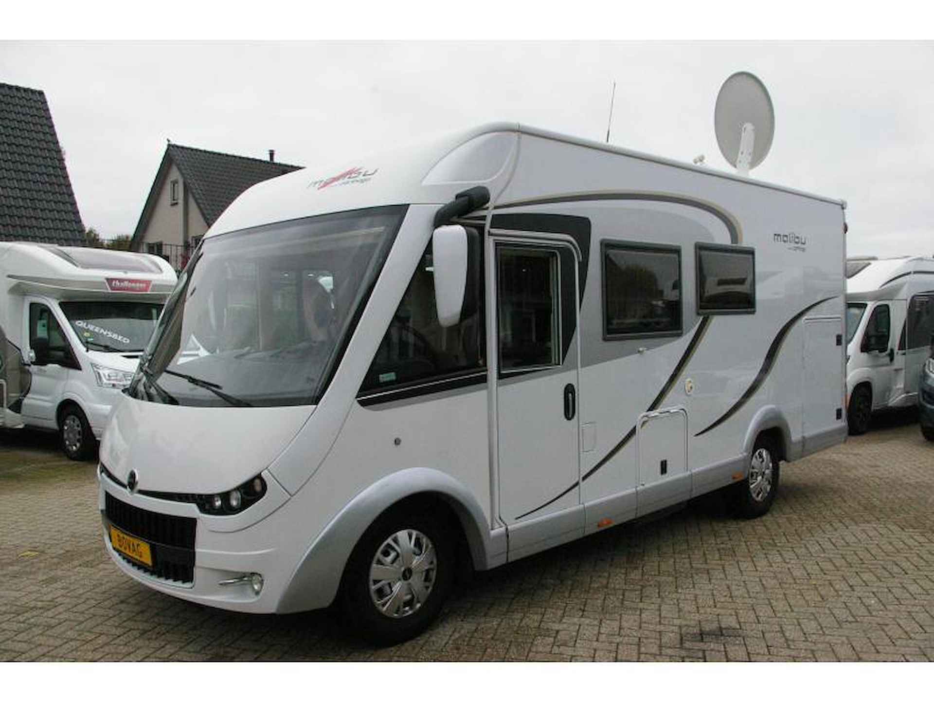 Carthago Malibu 410 I Dwarsbed, Hefbed, Garage - 4/19