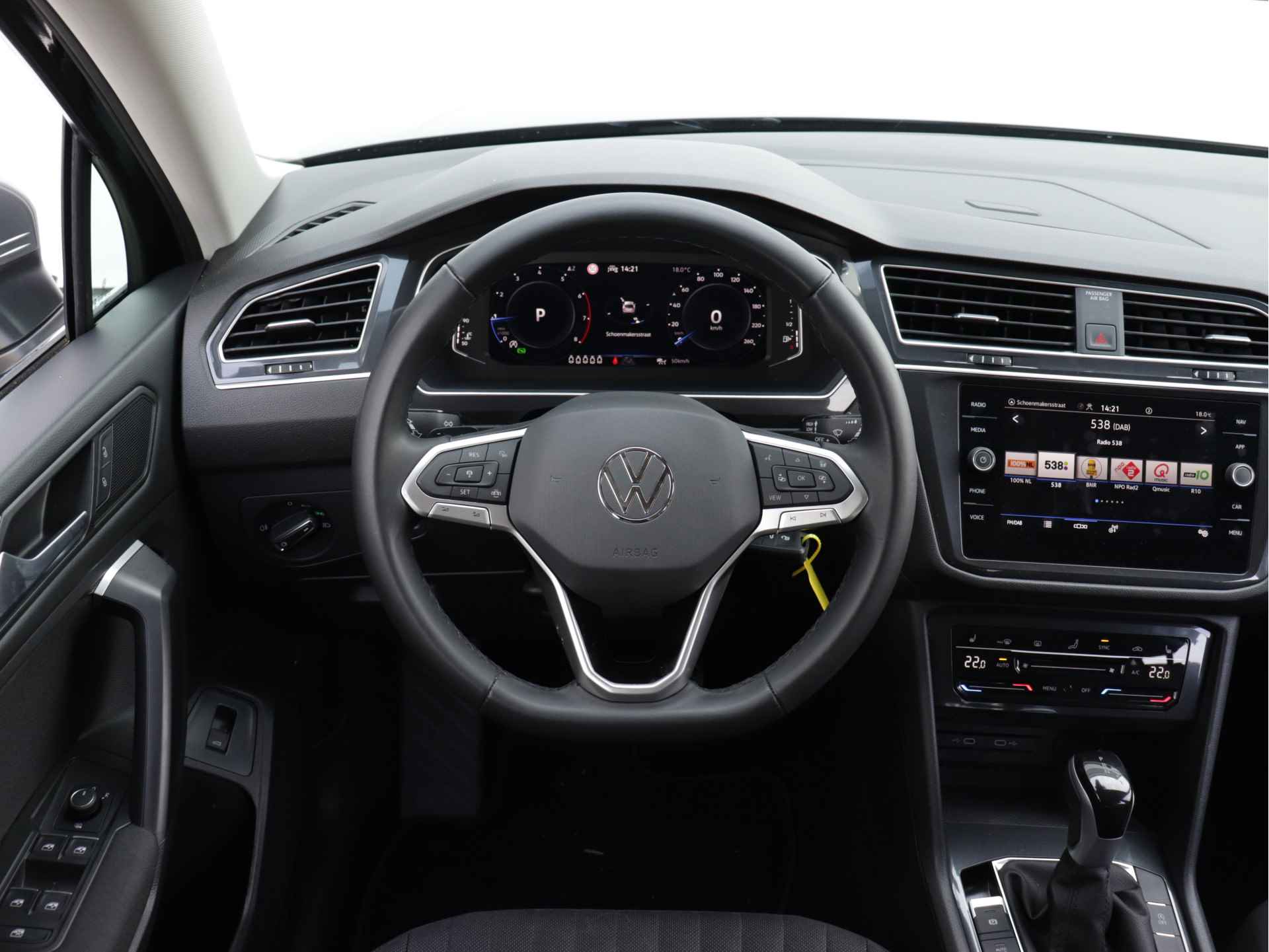 Volkswagen Tiguan Allspace 1.5 TSI Life 7p. 150pk Automaat | Navigatie | Stoel- en Stuurverwarming | 18" Velgen | Parkeersensoren | - 8/44
