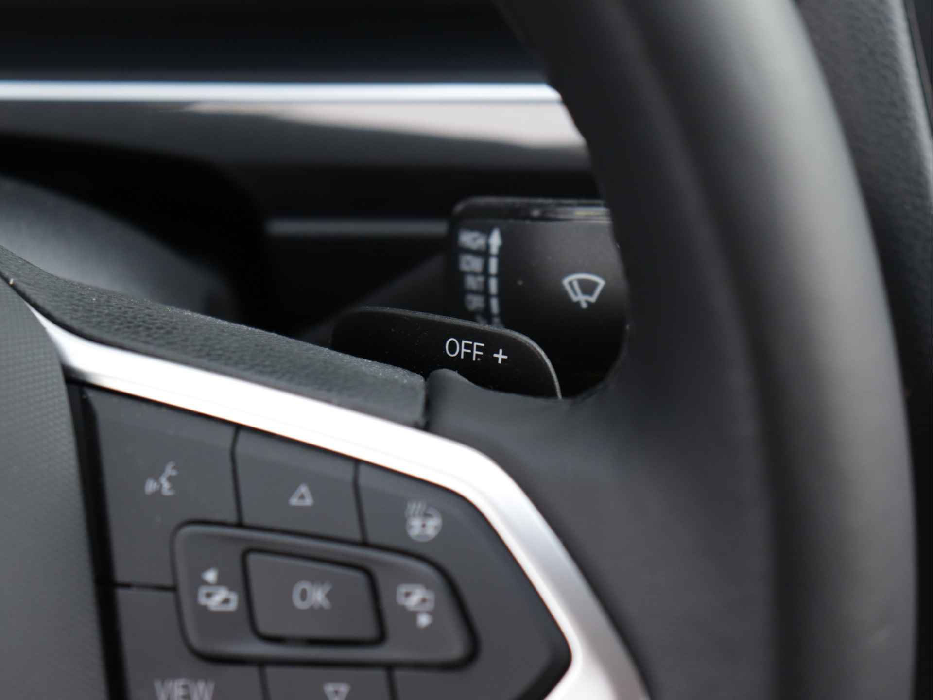 Volkswagen Tiguan Allspace 1.5 TSI Life 7p. 150pk Automaat | Navigatie | Stoel- en Stuurverwarming | 18" Velgen | Parkeersensoren | - 37/44