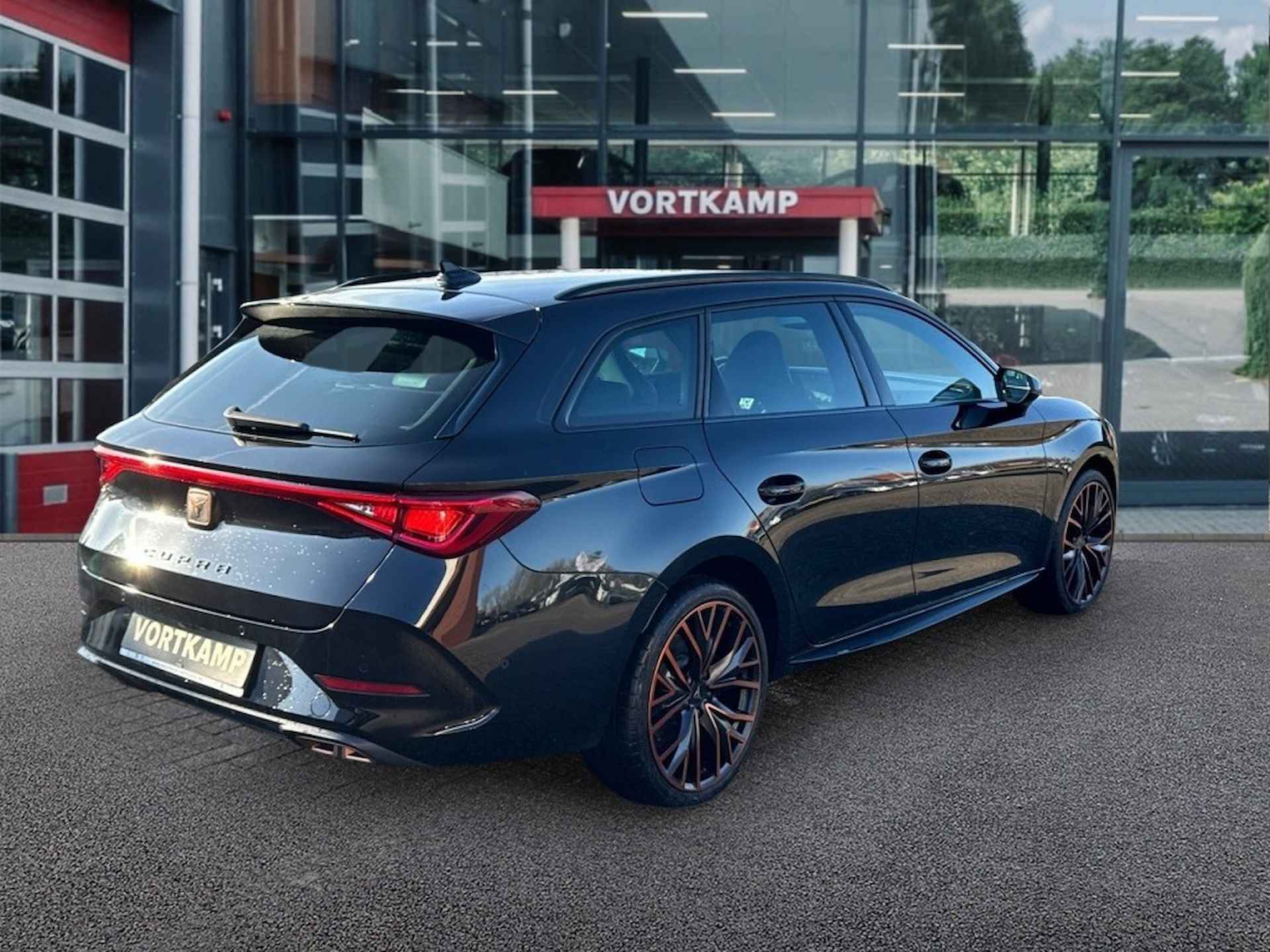 CUPRA Leon Sportstourer 1.4 TSI DSG VZ E-HYBRID TREKHAAK/CAMERA/LEDER/MEMORY/NAVI/ACC/ST - 5/23