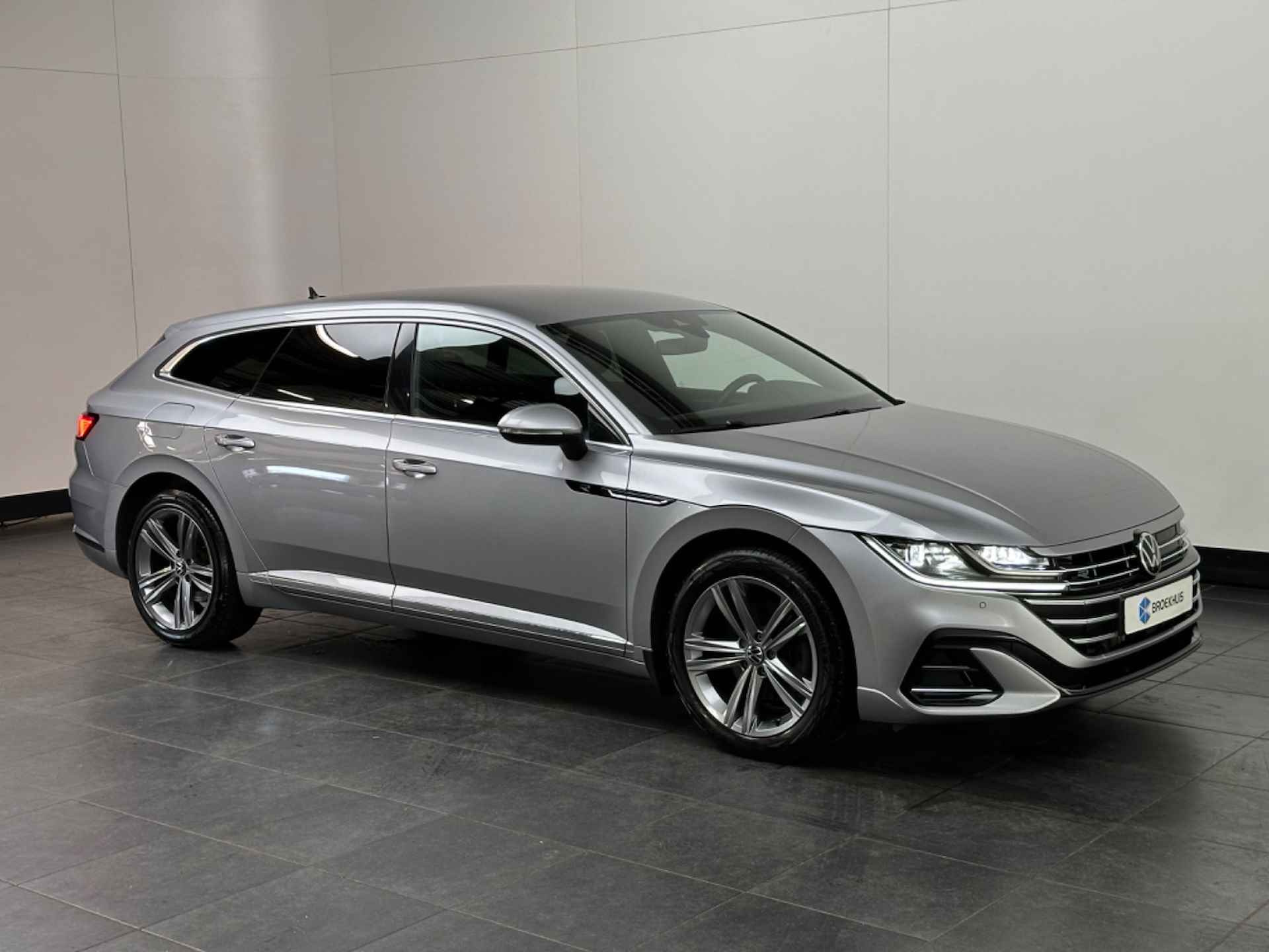 Volkswagen Arteon Shooting Brake 1.4 TSI 218PK DSG-6 eHybrid R-Line Business+ | LED | TREKHAAK | NAVIGATIE | STOELVERW | CAMERA - 3/26