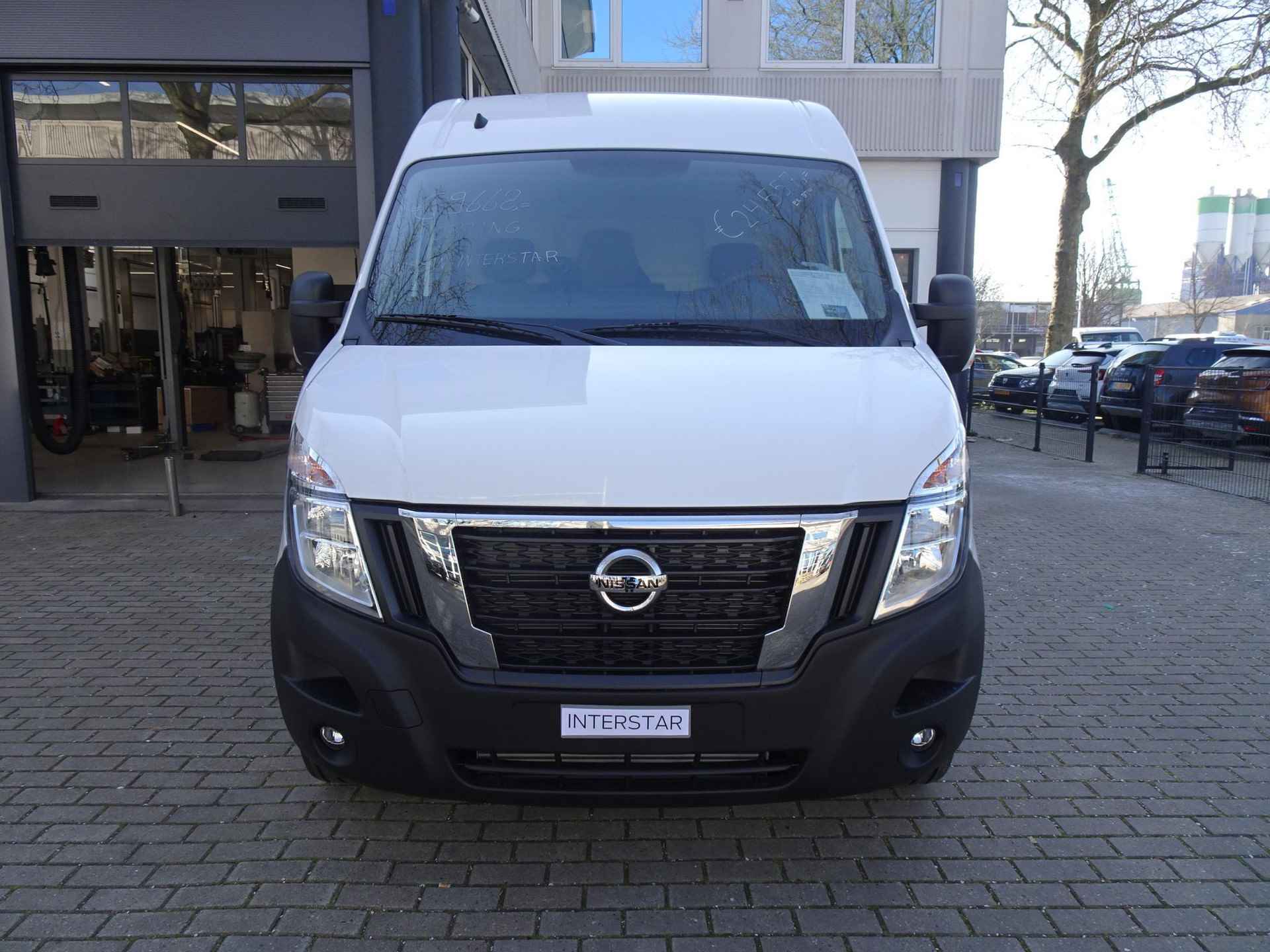 Nissan Interstar 2.3 dCi L2H2 N-Connecta | Navigatie | Direct leverbaar! | 20% KORTING |150PK | - 5/26