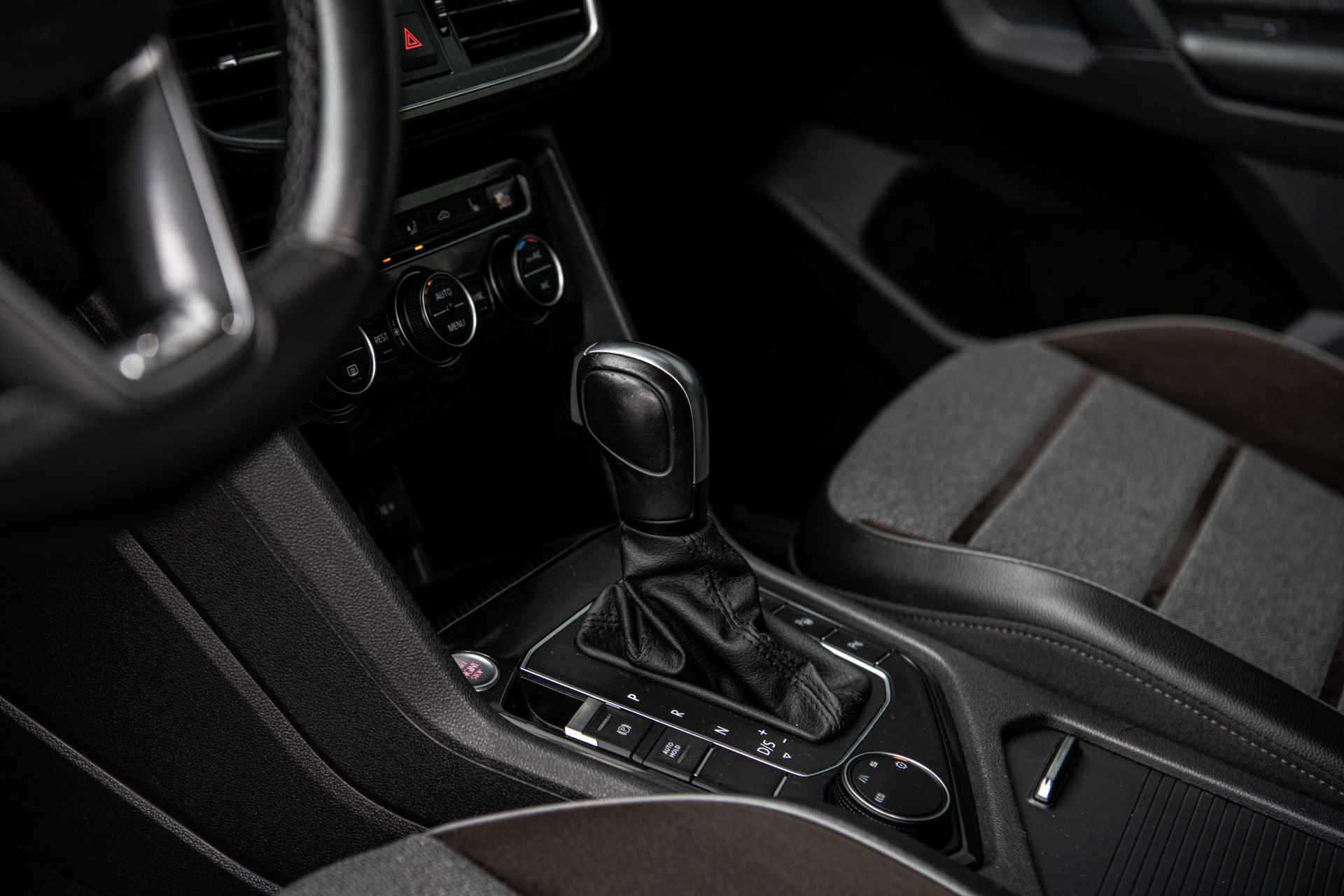 SEAT Tarraco 1.5 TSi 150 pk DSG Xcellence | Camera | Trekhaak | Winterpakket - 38/45