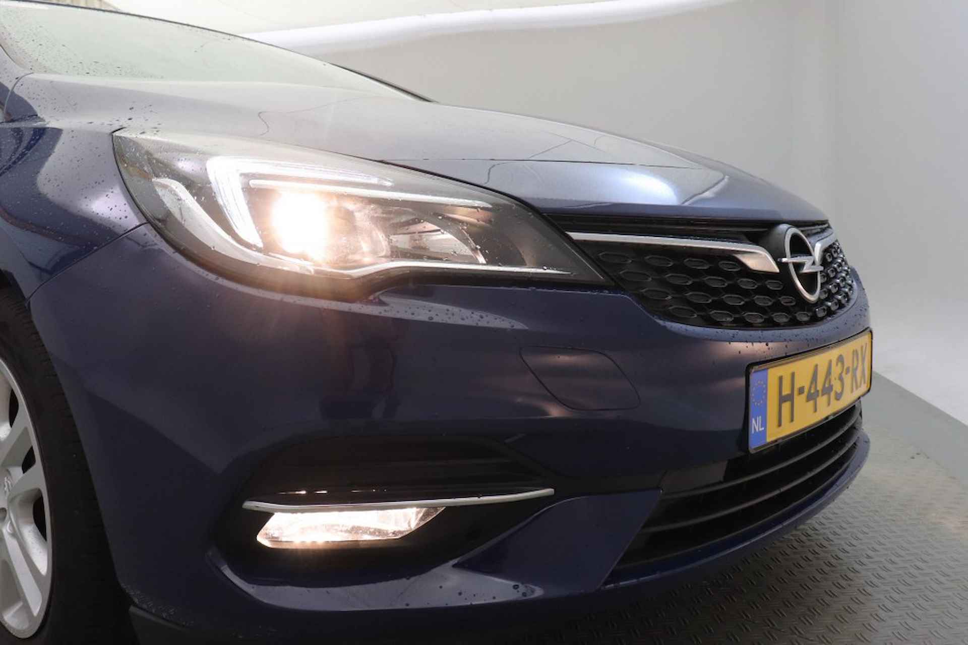 OPEL Astra 1.2T Sports Tourer Business Edition - Navi, CarPlay - 23/27