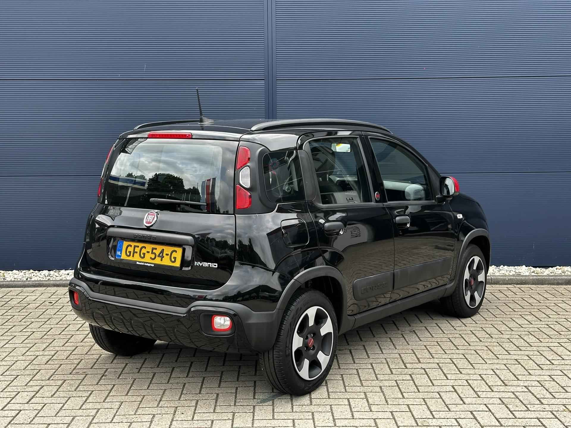 Fiat Panda 1.0 70pk Hybrid RED Cross | Climate Control | Bluetooth | DAB | - 4/33