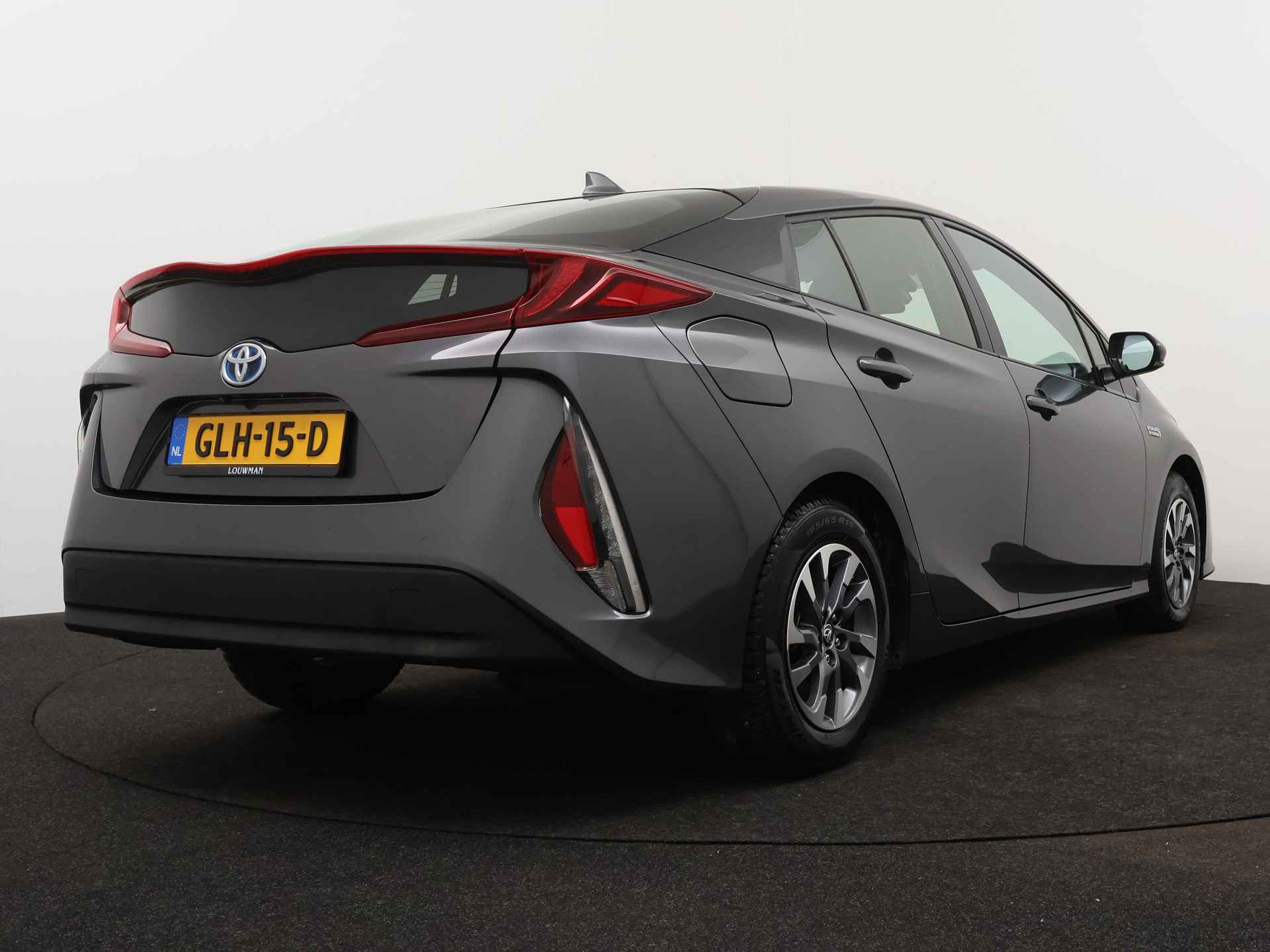 Toyota Prius 1.8 Plug-In Hybrid Dynamic Limited | Navigatie | Cruise Control - 3/43