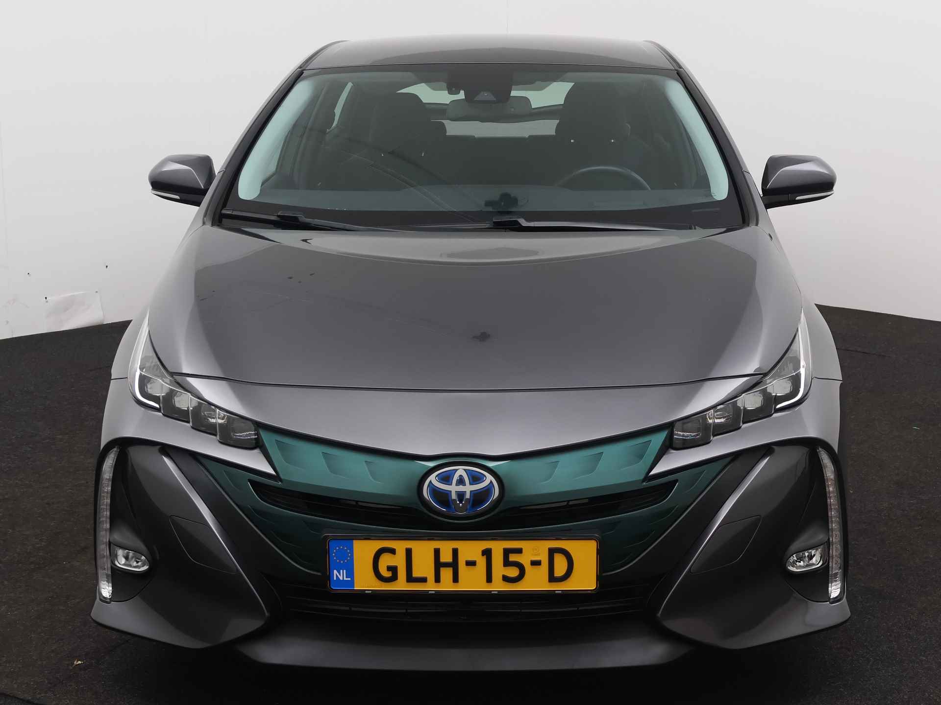 Toyota Prius 1.8 Plug-In Hybrid Dynamic Limited | Navigatie | Cruise Control - 28/43