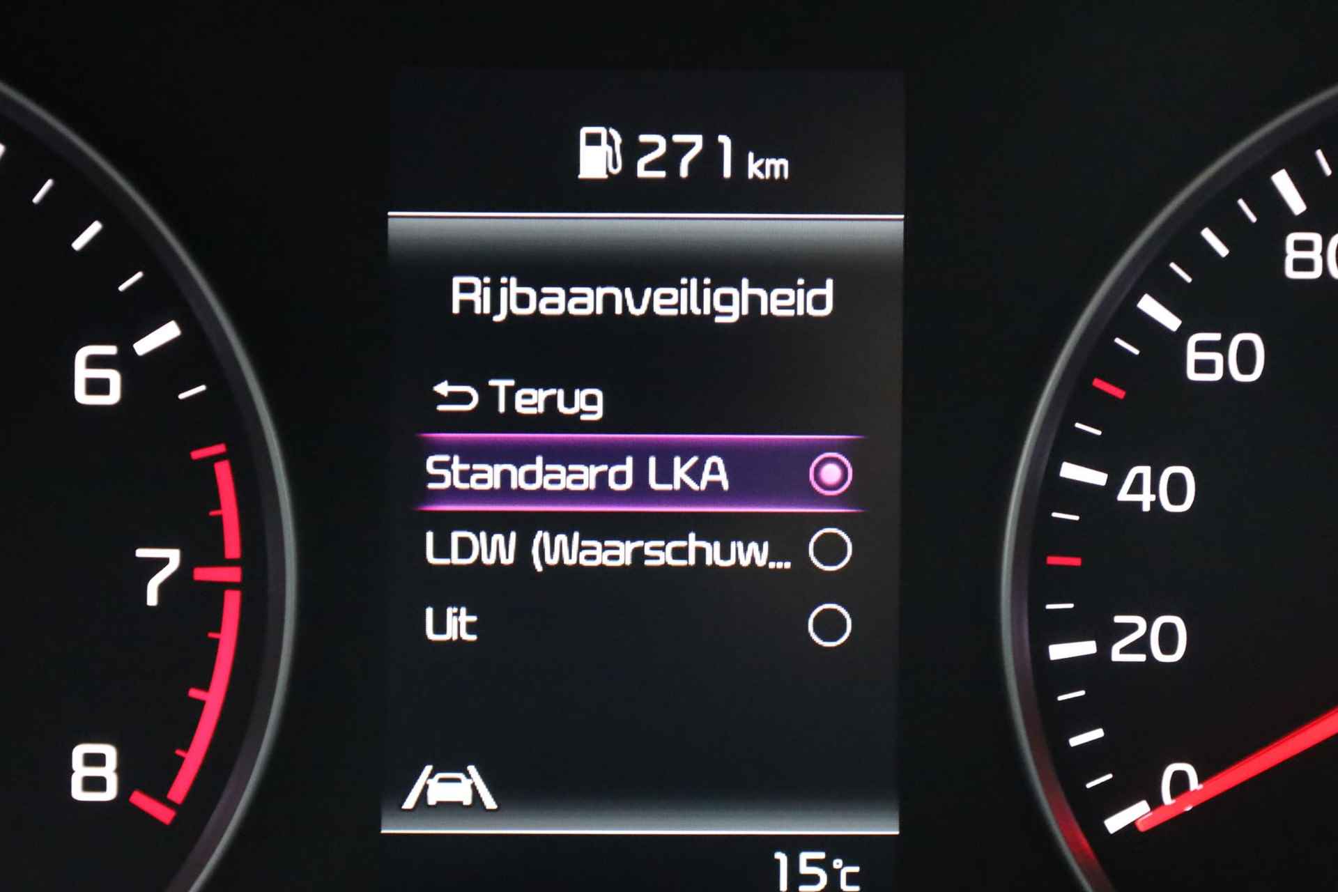 Kia Rio 1.2  DynamicPlusLine LEER CAMERA STUUR/STOELVERWARMING CARPLAY DAB 1e-EIGENAAR LMV CRUISE CLIMA NIEUWSTAAT!!! - 14/46