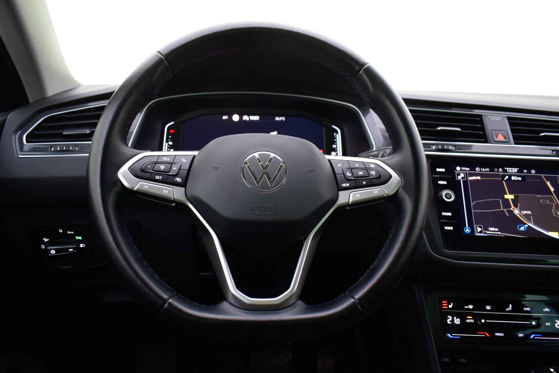 Volkswagen Tiguan 1.5TSI DSG ELEGANCE Nw Mod. MATRIX LED/DIGI DASH/NAVI/APP CONNECT/CAMERA/ACC/STUUR+STOELVERW./BLINDSPOT/LANE ASSIST/PDC V+A/LMV - 19/27