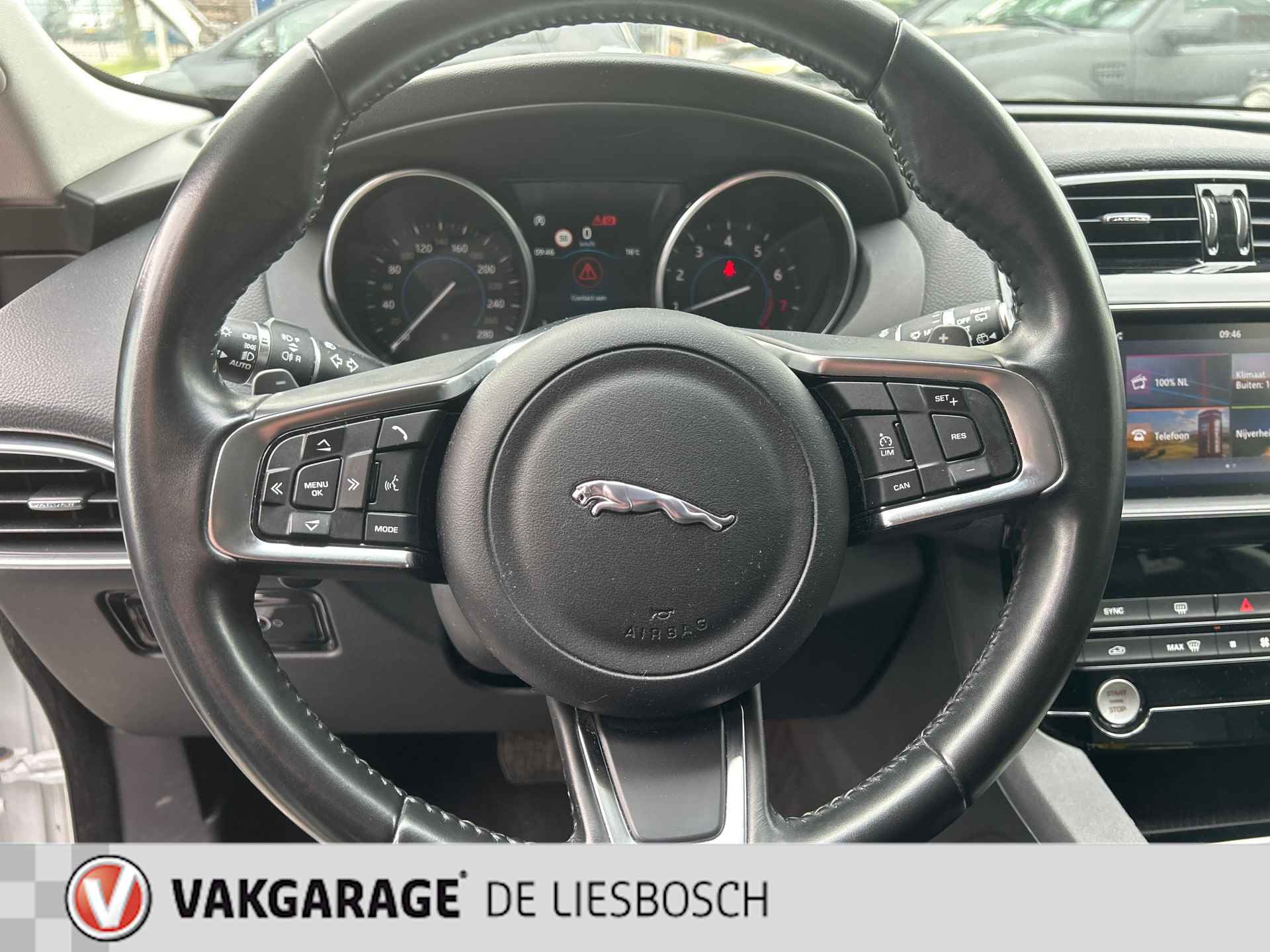 Jaguar F-PACE 2.0 Prestige AWD 25t,leer navi,camera,leer,boeken - 13/25