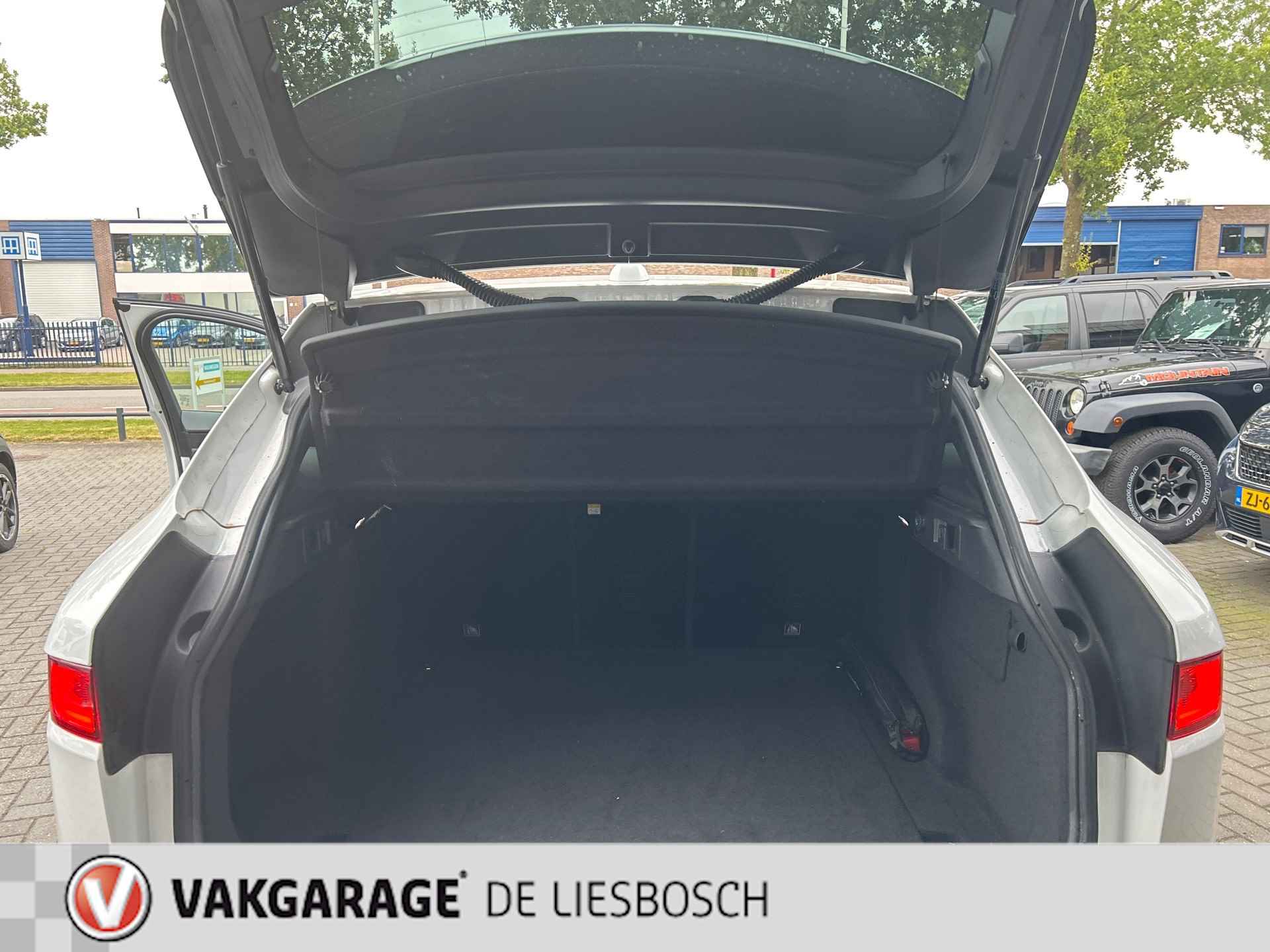 Jaguar F-PACE 2.0 Prestige AWD 25t,leer navi,camera,leer,boeken - 17/25