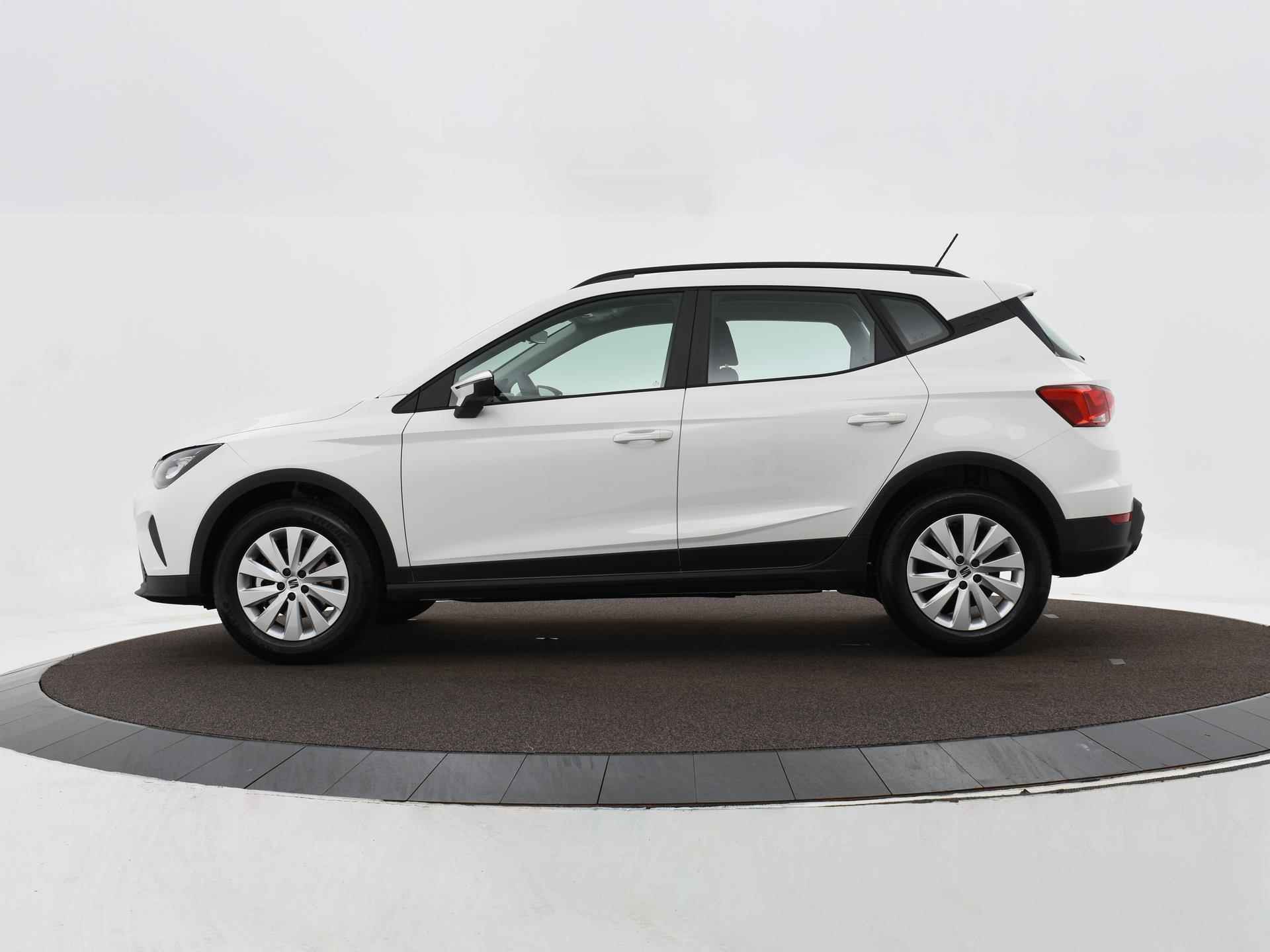 SEAT Arona Reference 1.0 TSI 95 pk SUV 5 Versnellingen · Apple Carplay · 3500,- Euro voorrraad Voordeel! - 17/19