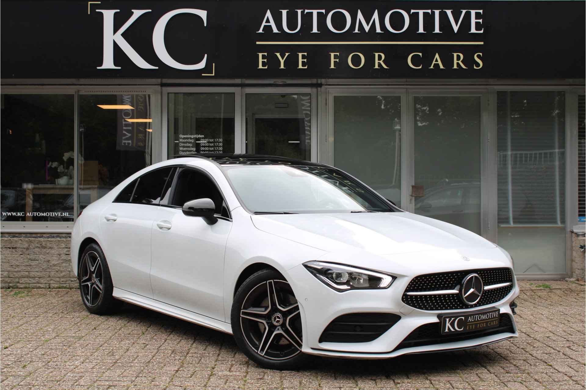 Mercedes-Benz CLA-Klasse 200 Business AMG Night | VAN € 31950,- VOOR €30820,- Pano | Camera | Parel - 10/29