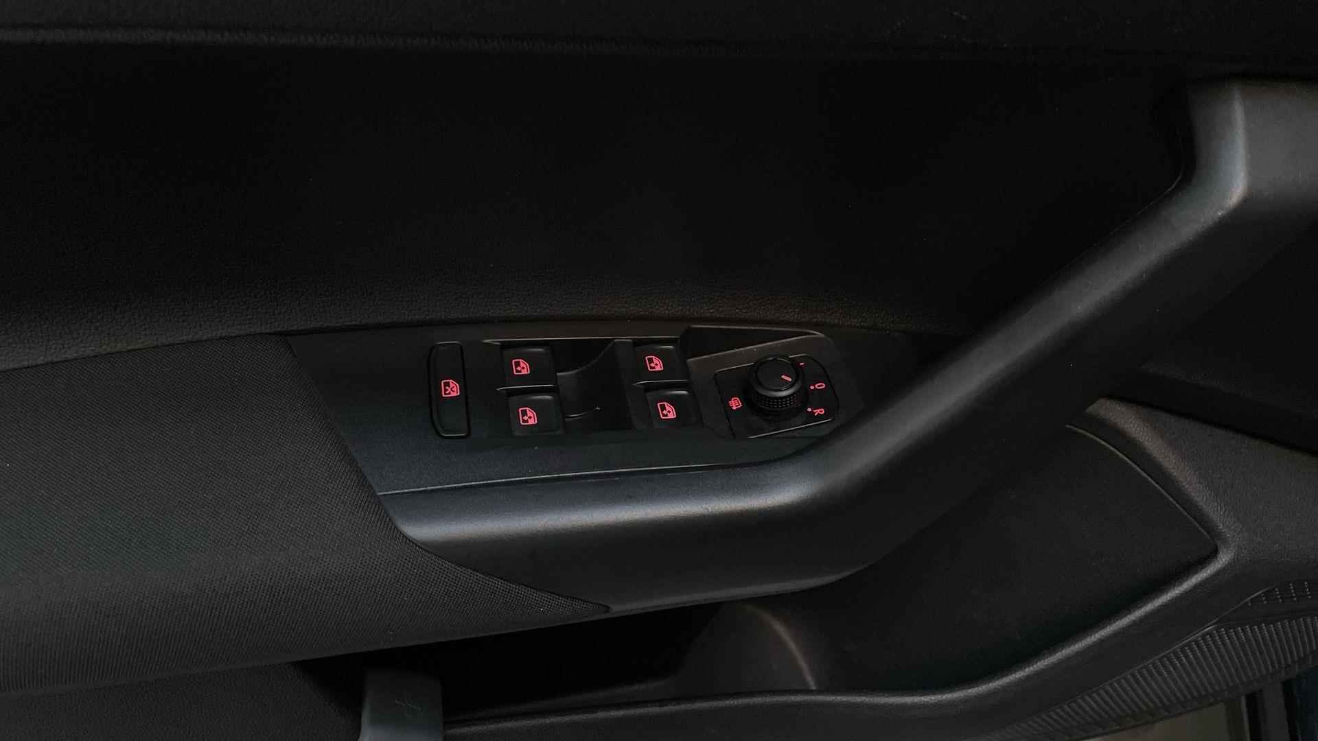 Volkswagen Polo 1.0 TSI DSG Comfortline Business Parkeersensoren Climate Control Navigatie - 26/26
