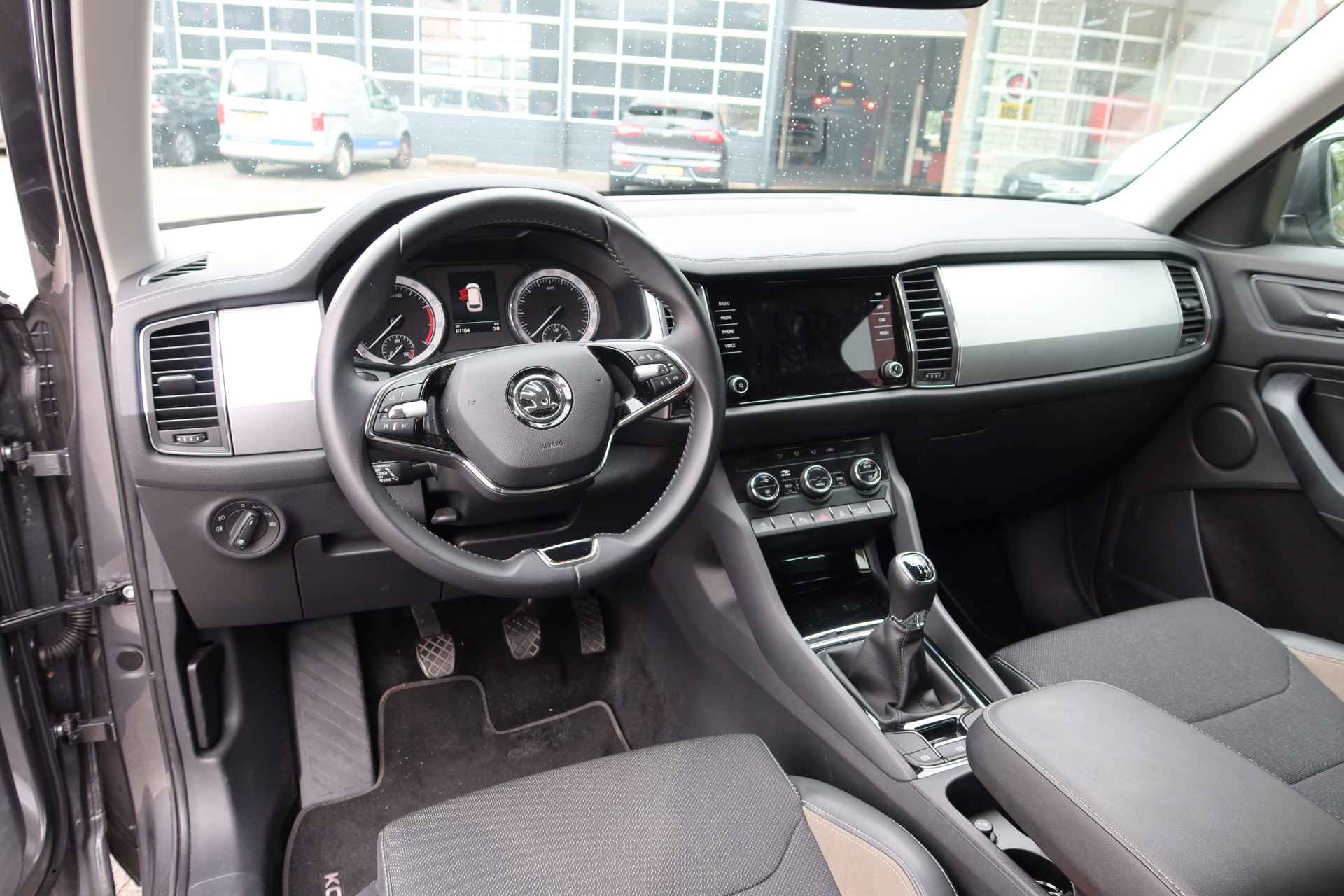 Škoda Kodiaq 1.5 150PK TSI Business Edition ALL-SEASON I TREKHAAK I CAMERA - 18/30