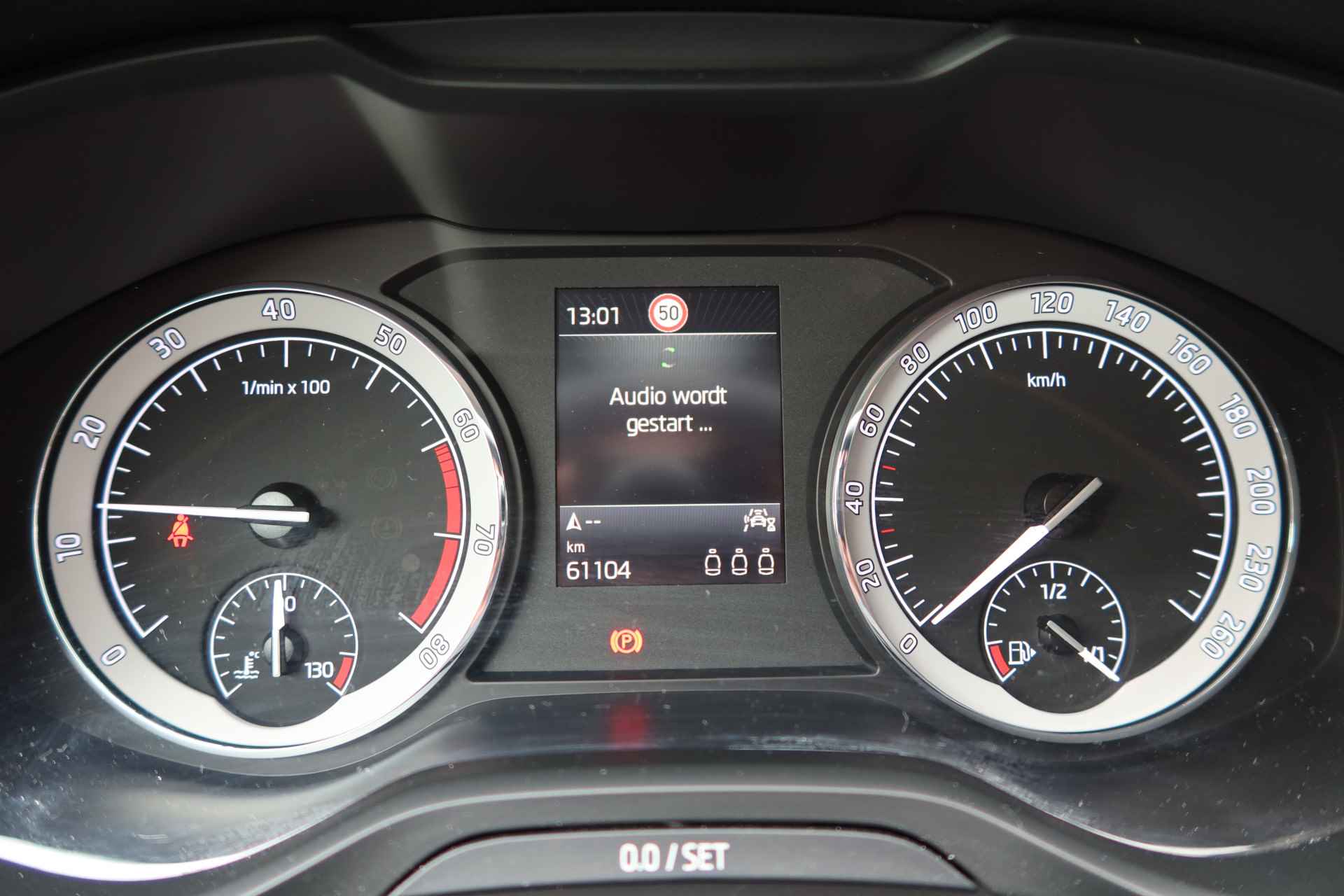 Škoda Kodiaq 1.5 150PK TSI Business Edition ALL-SEASON I TREKHAAK I CAMERA - 23/30