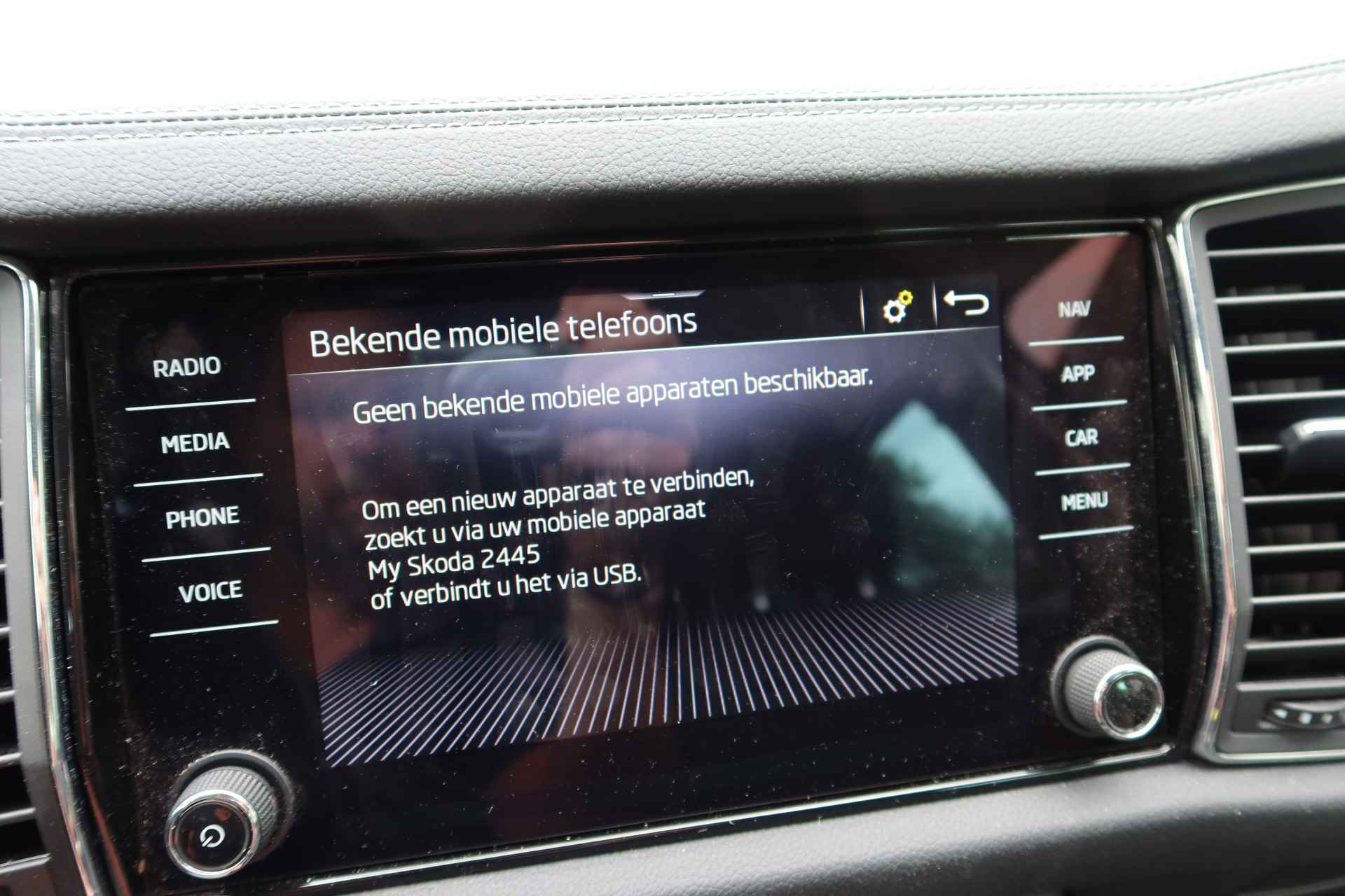 Škoda Kodiaq 1.5 150PK TSI Business Edition ALL-SEASON I TREKHAAK I CAMERA - 26/30