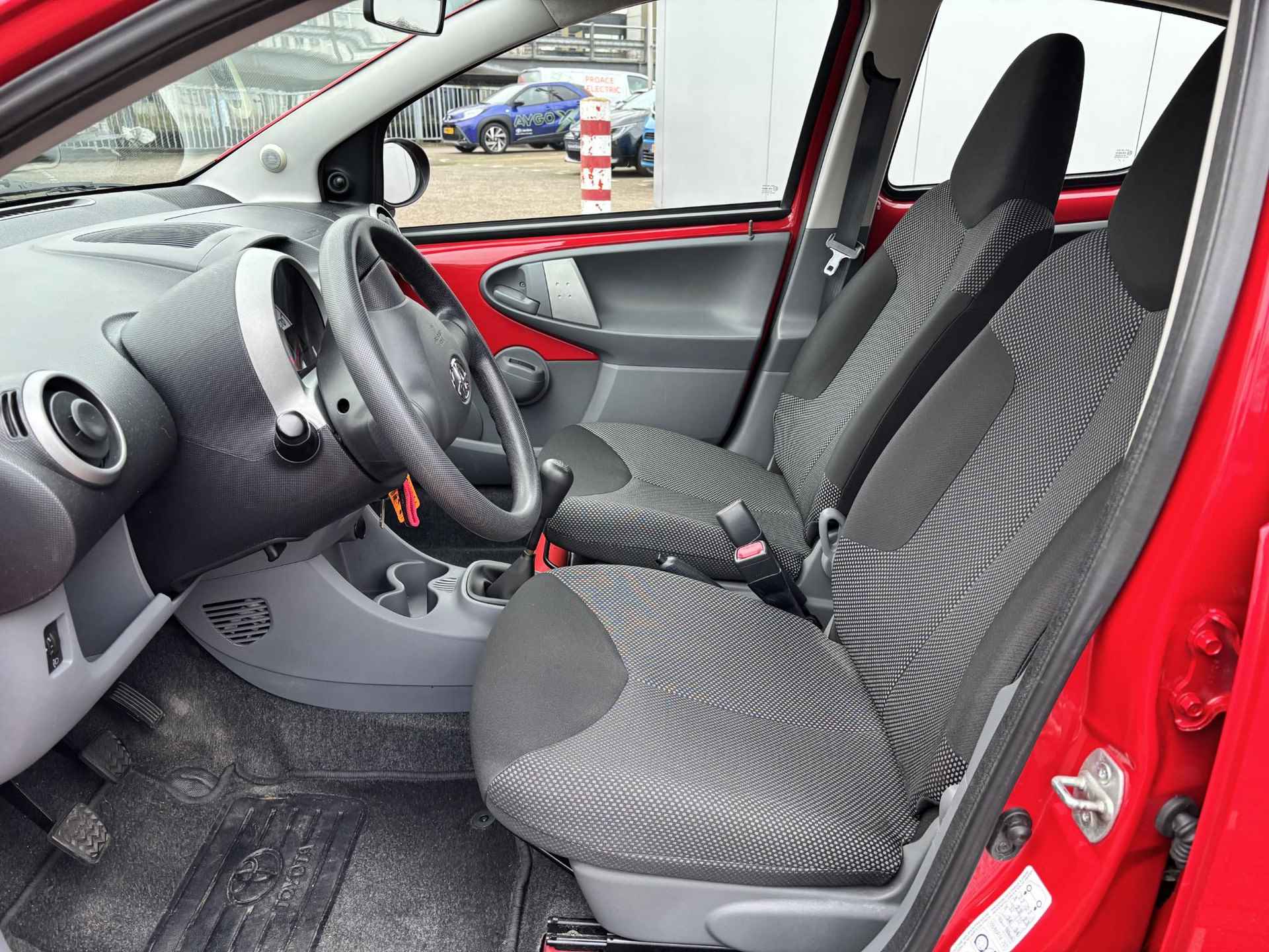 Toyota Aygo 1.0-12V Comfort 5 drs, Elektrische Ramen, Centrale Deurvergrendeling, Airbags,ABS - 10/29