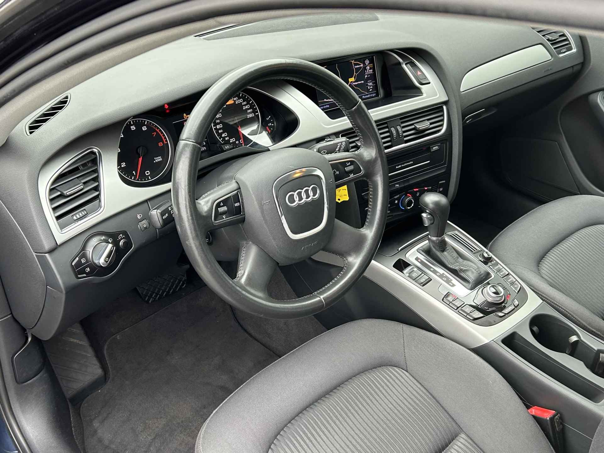 Audi A4 Avant 1.8 TFSI Pro Line Business / Automaat / Navigatie / Dealer onderhouden / Boekjes / Cruise Control / - 17/33