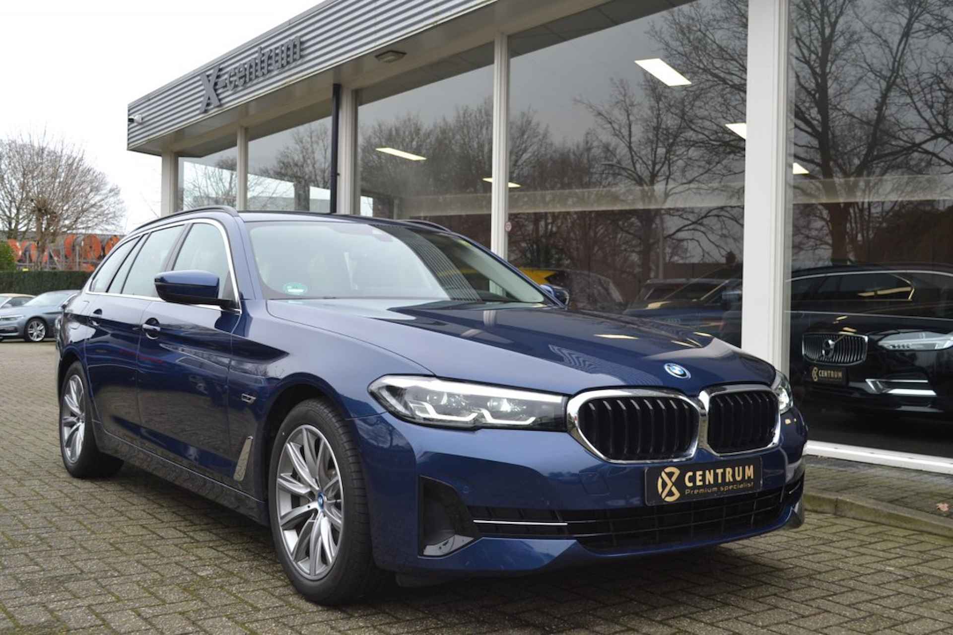 BMW 5-serie 530e Touring - Head Up - Driving Assistant - 2/13