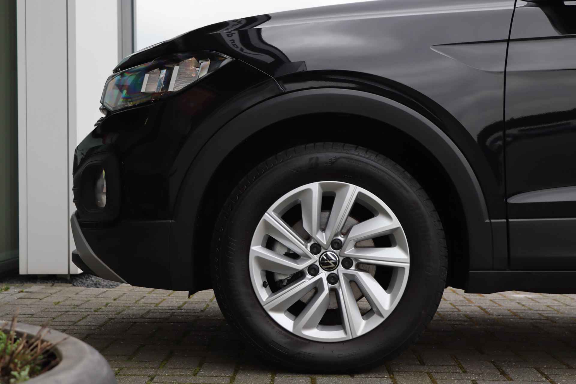 Volkswagen T-Cross 1.0 TSI 95pk Life | App-connect  | PDC voor & achter | 16" LM | Adaptive Cruise - 4/38