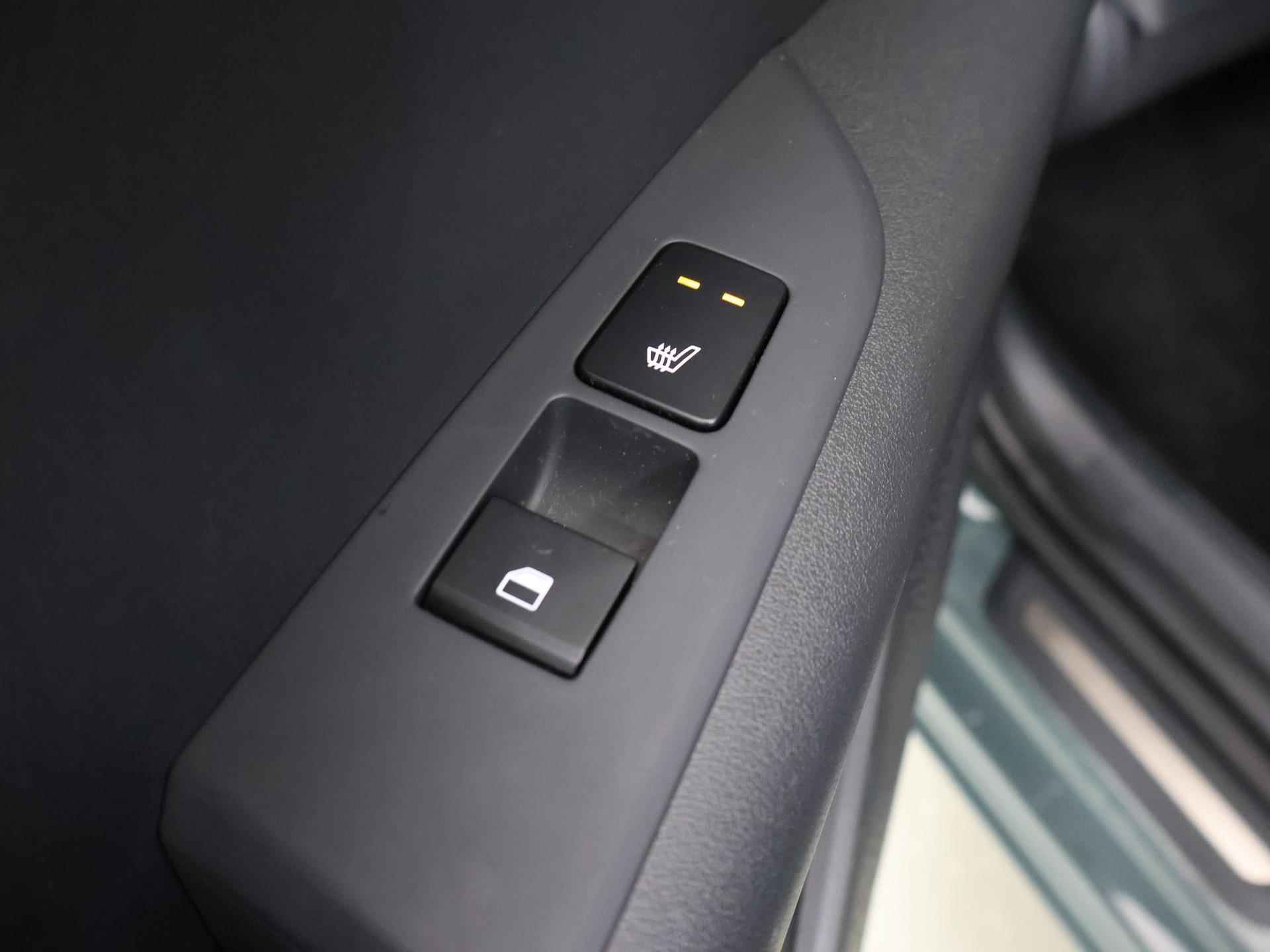 Kia Niro 1.6 GDi Hybrid ExecutiveLine | Panoramadak | Harman/kardon audio | Stoelventilatie | Remote smart Parking | Elektrisch verstelb. bestuurdersstoel met geheugen - 12/47